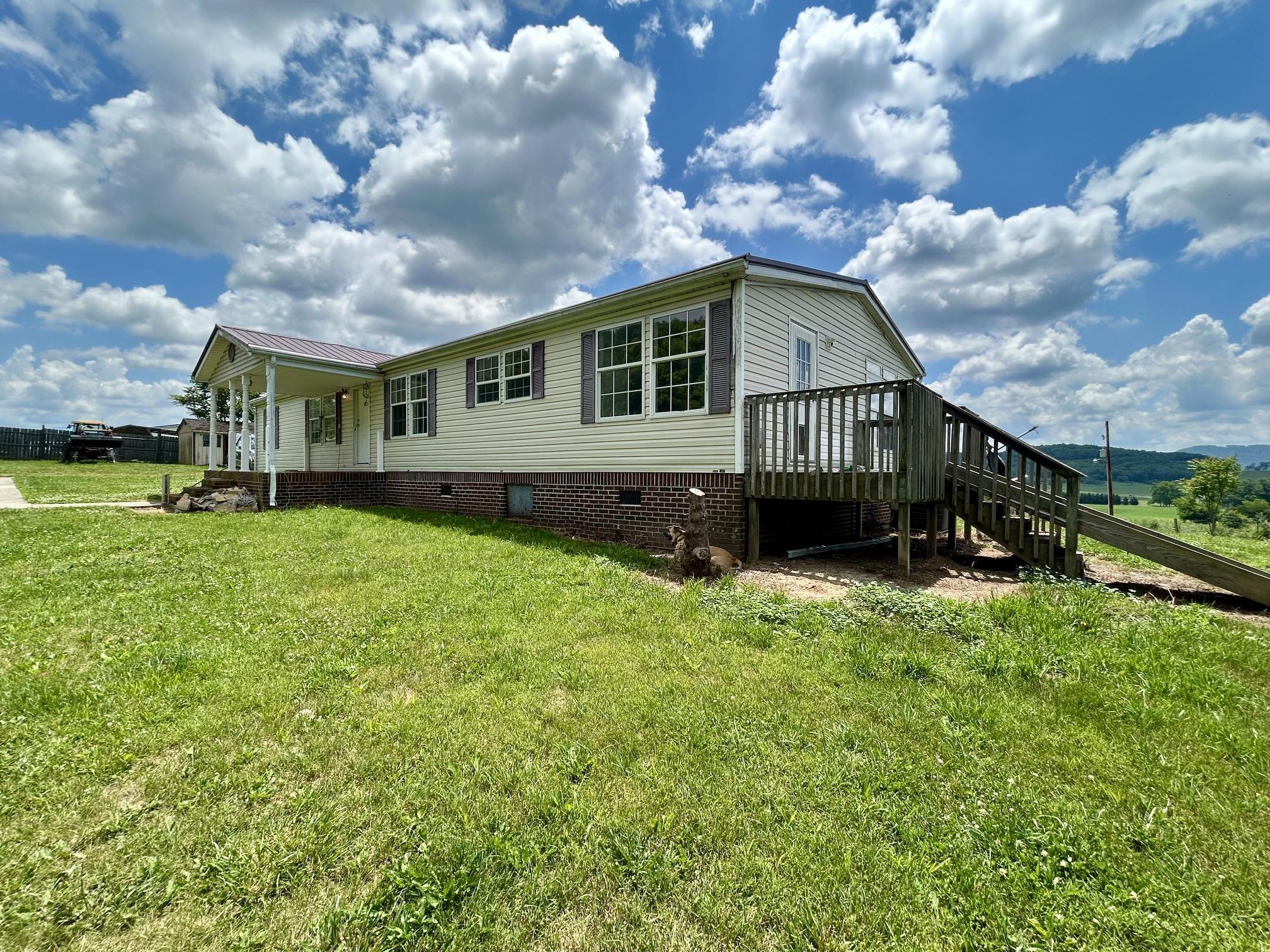 3206 Major Grahams Road Max Meadows VA 24360