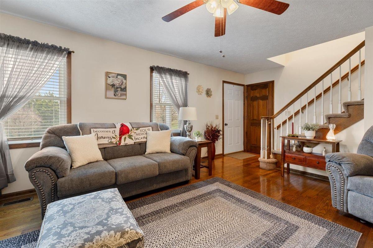 184 Farley Circle Pearisburg VA 24134