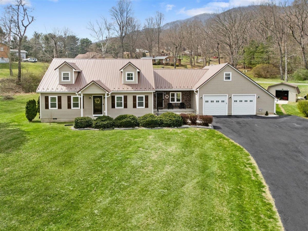 184 Farley Circle Pearisburg VA 24134