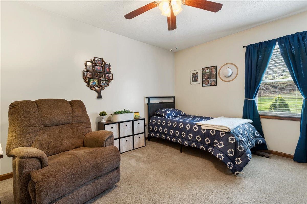 184 Farley Circle Pearisburg VA 24134