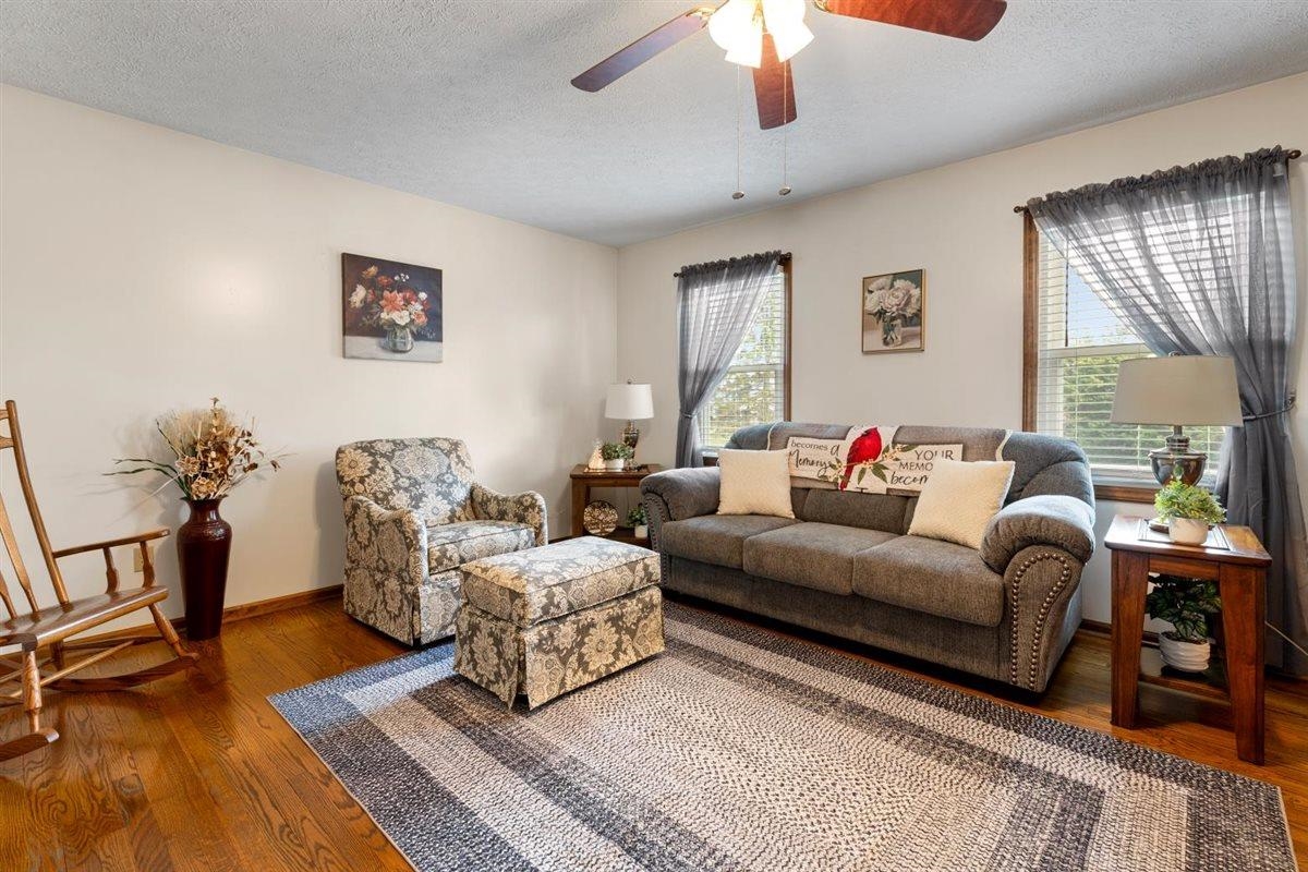 184 Farley Circle Pearisburg VA 24134