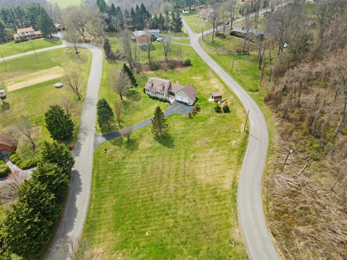 184 Farley Circle Pearisburg VA 24134