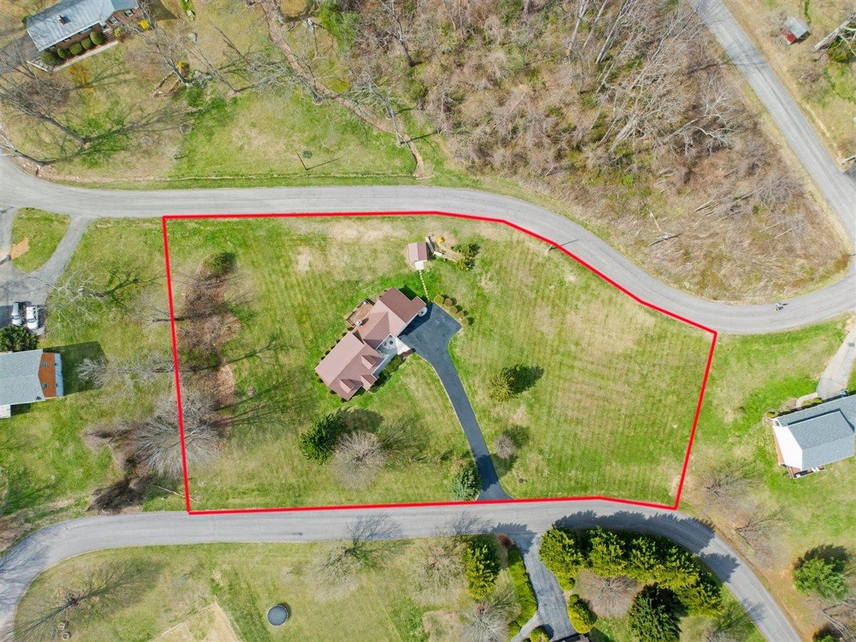184 Farley Circle Pearisburg VA 24134