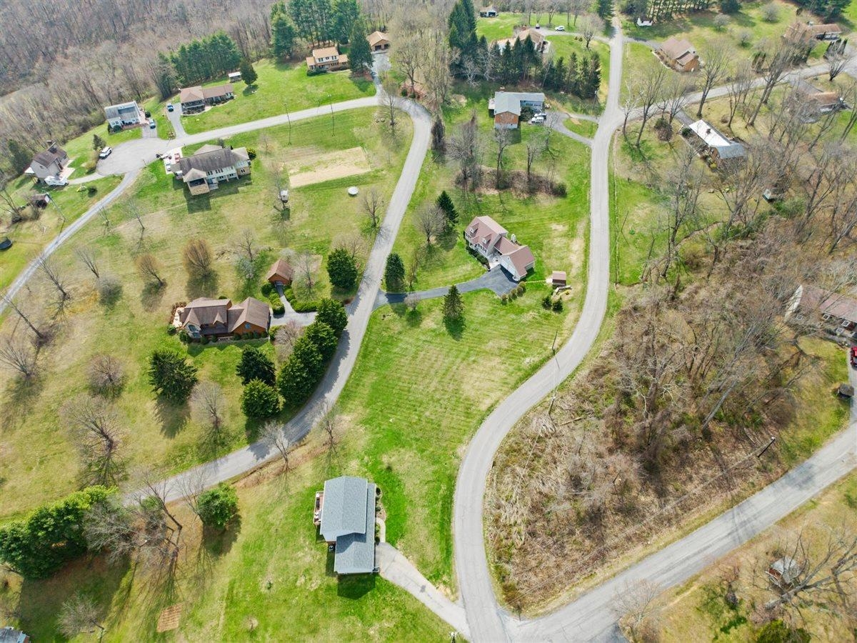 184 Farley Circle Pearisburg VA 24134