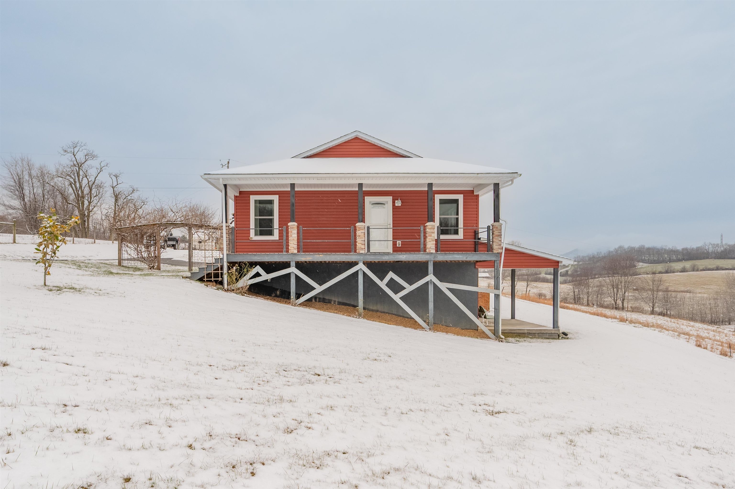 145 Mudlick Road Wytheville VA 24382