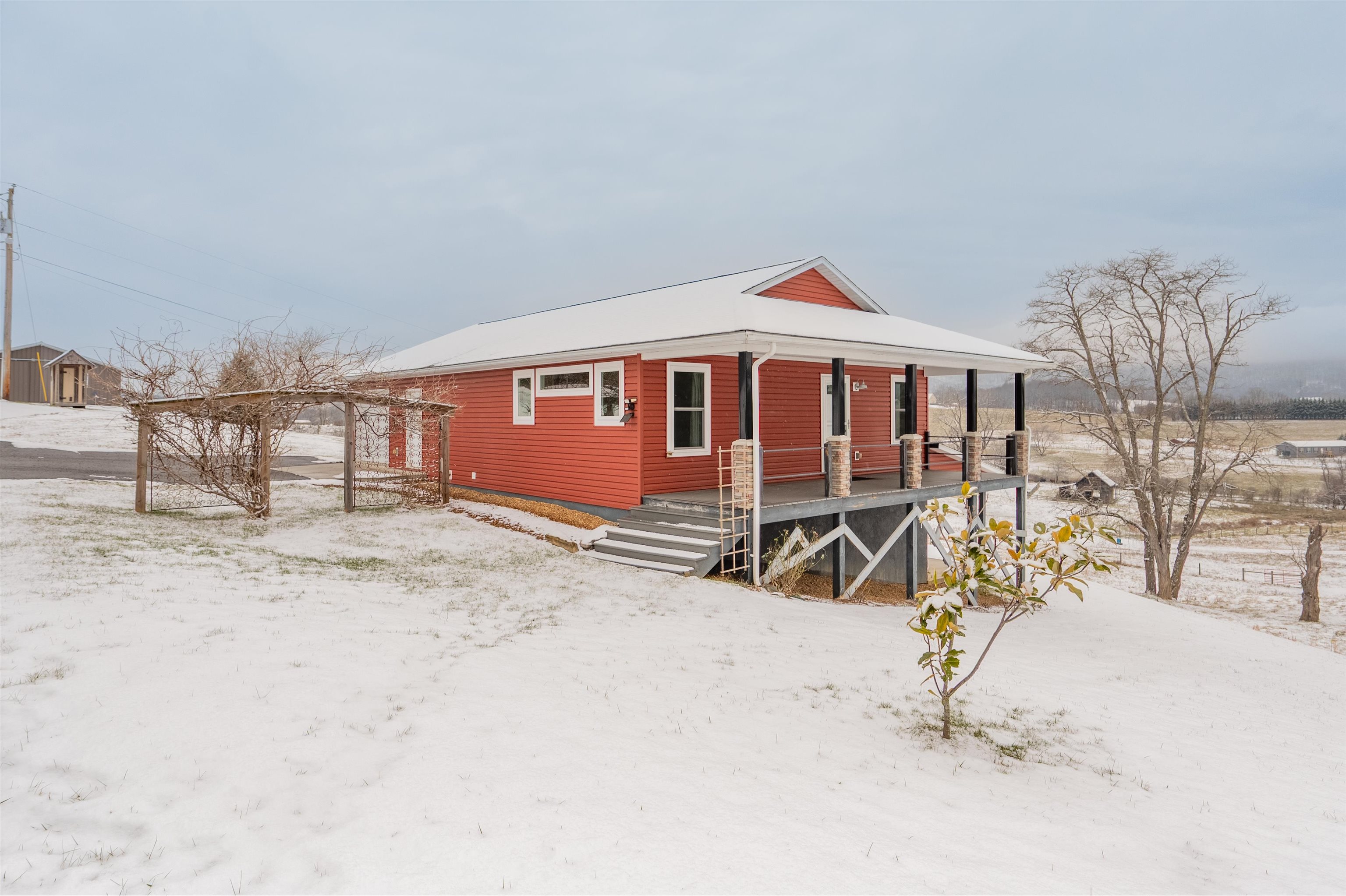 145 Mudlick Road Wytheville VA 24382