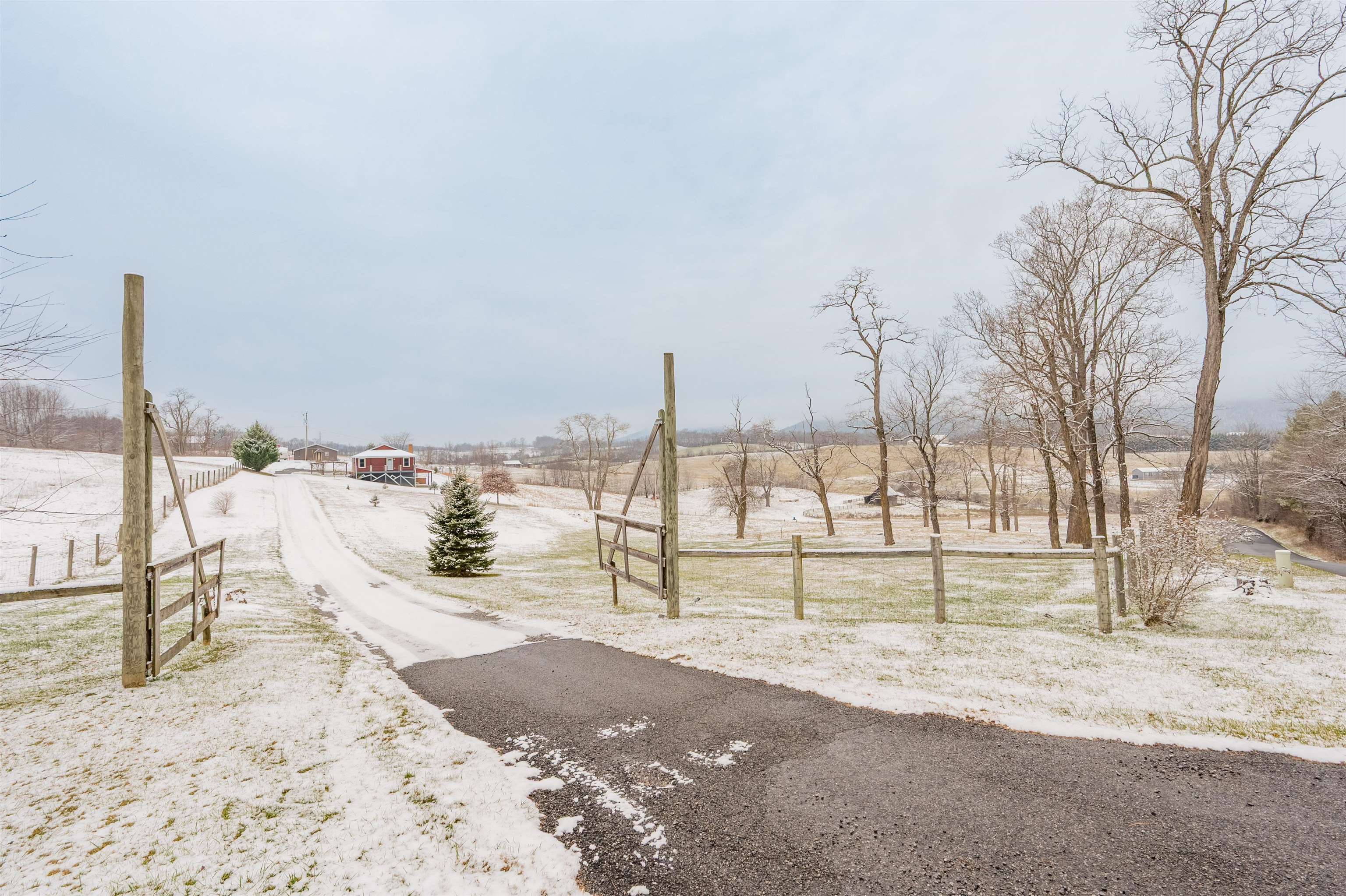 145 Mudlick Road Wytheville VA 24382