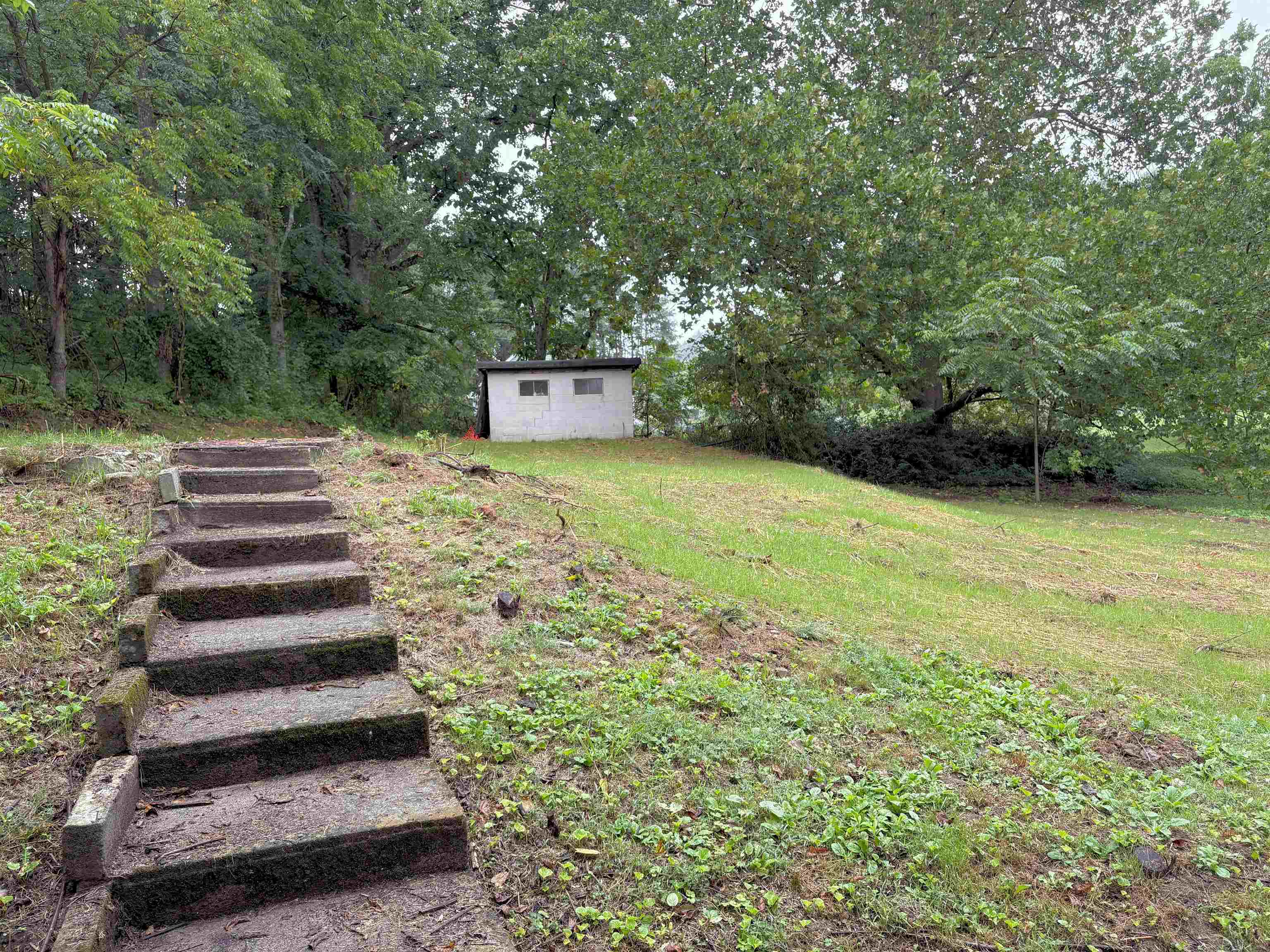 1439 Daniels Run Road NE Check VA 24072