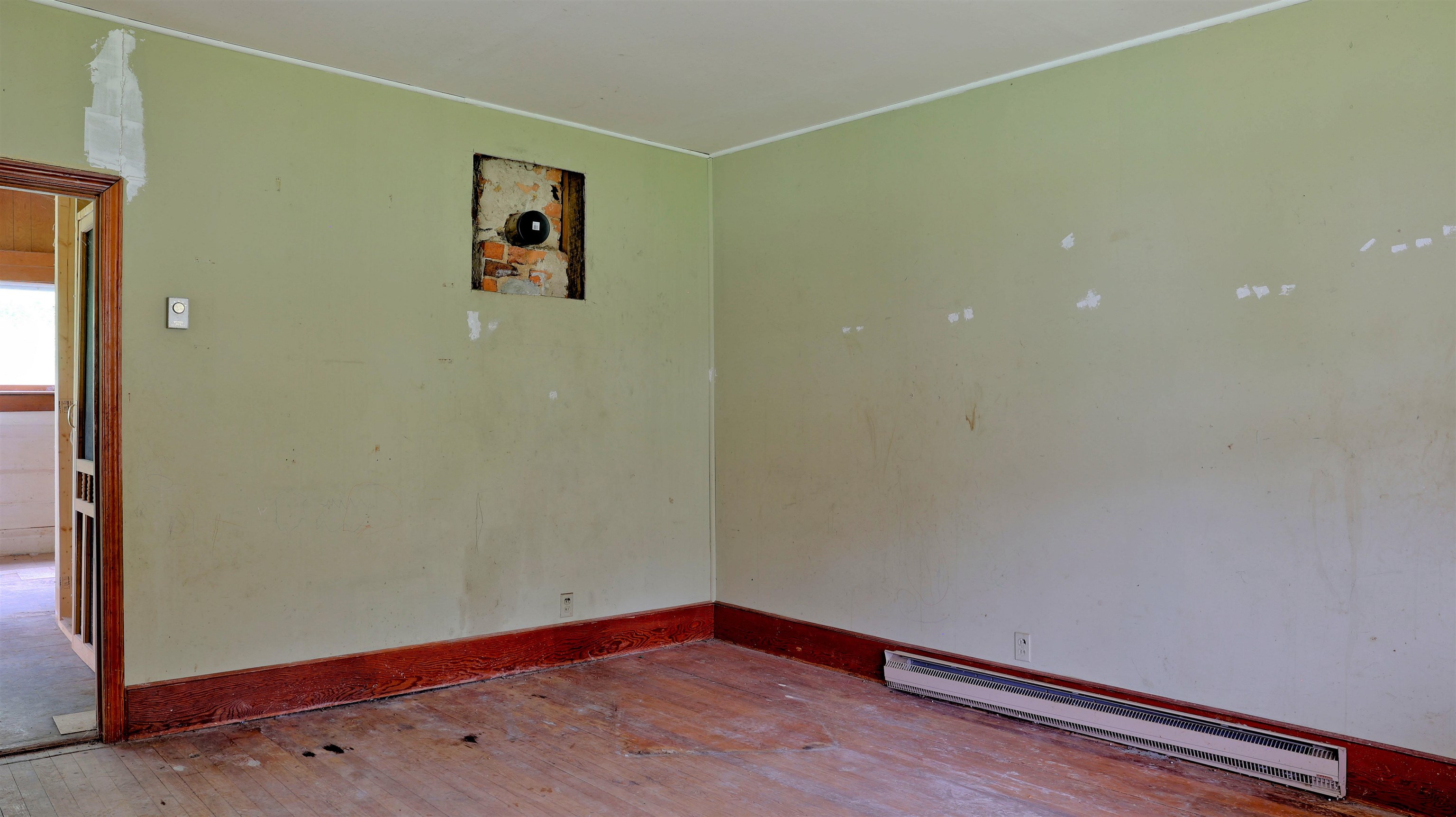 1439 Daniels Run Road NE Check VA 24072