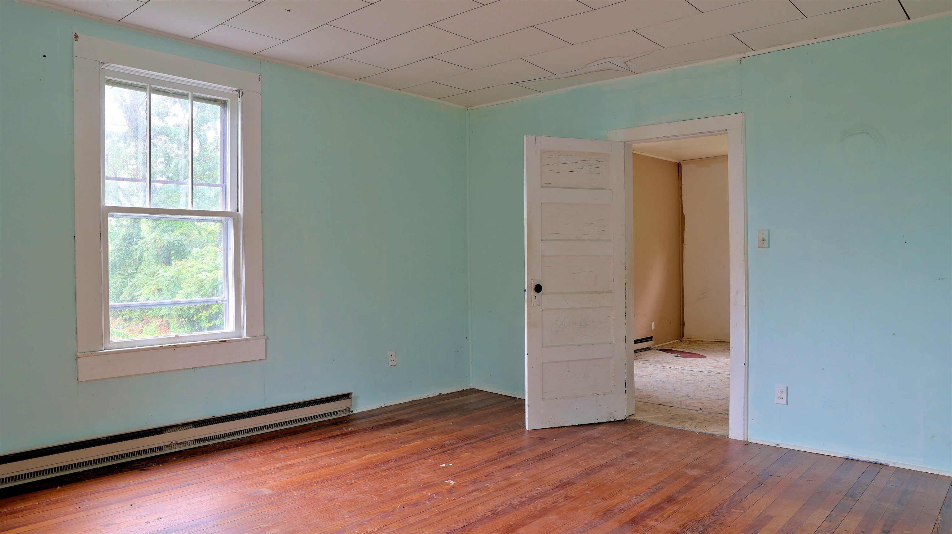 1439 Daniels Run Road NE Check VA 24072