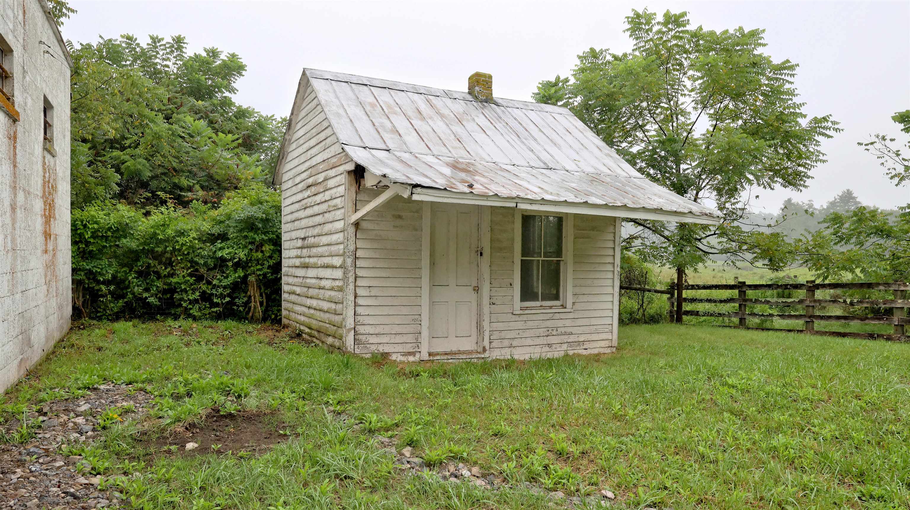 1439 Daniels Run Road NE Check VA 24072