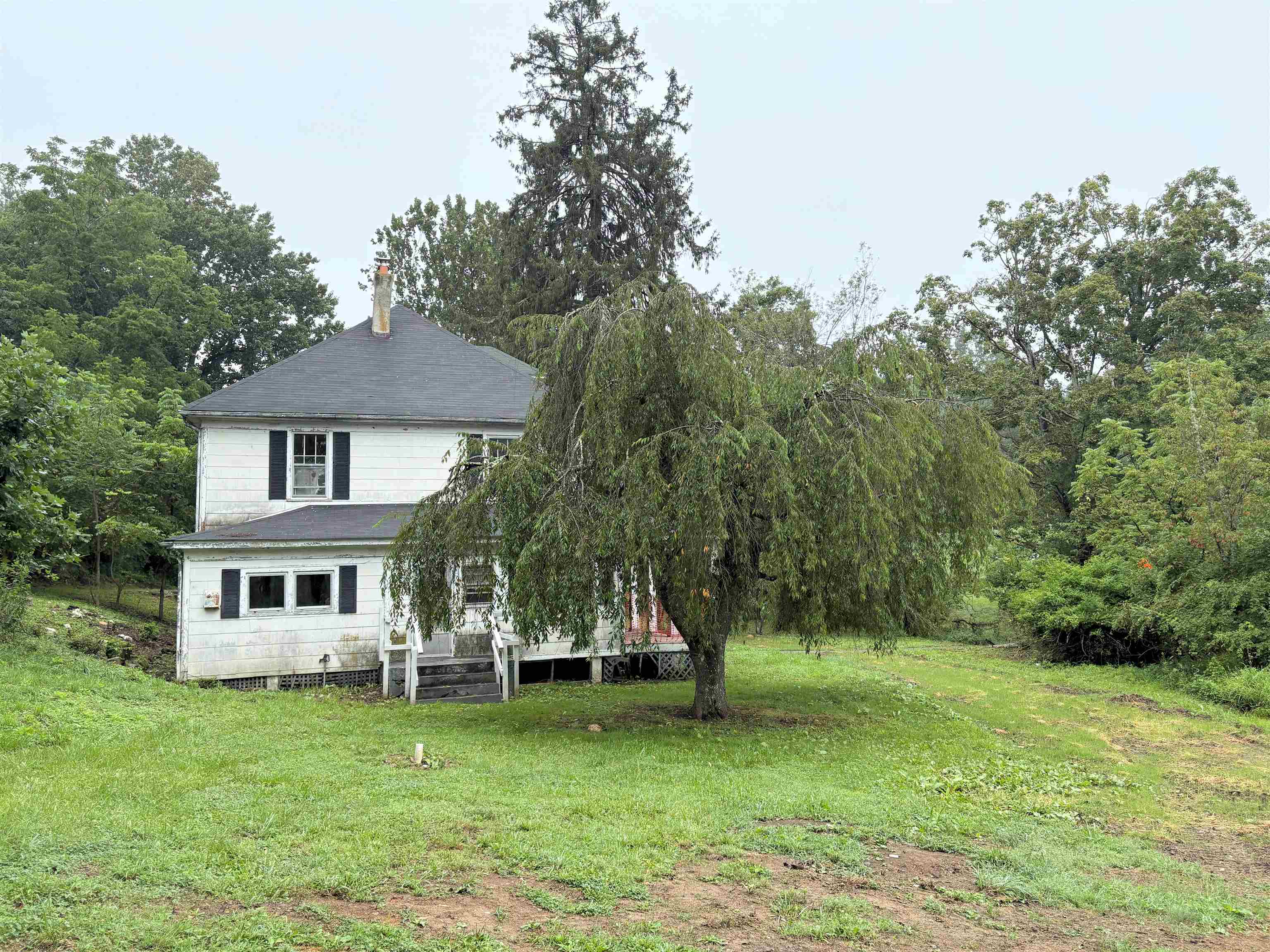 1439 Daniels Run Road NE Check VA 24072