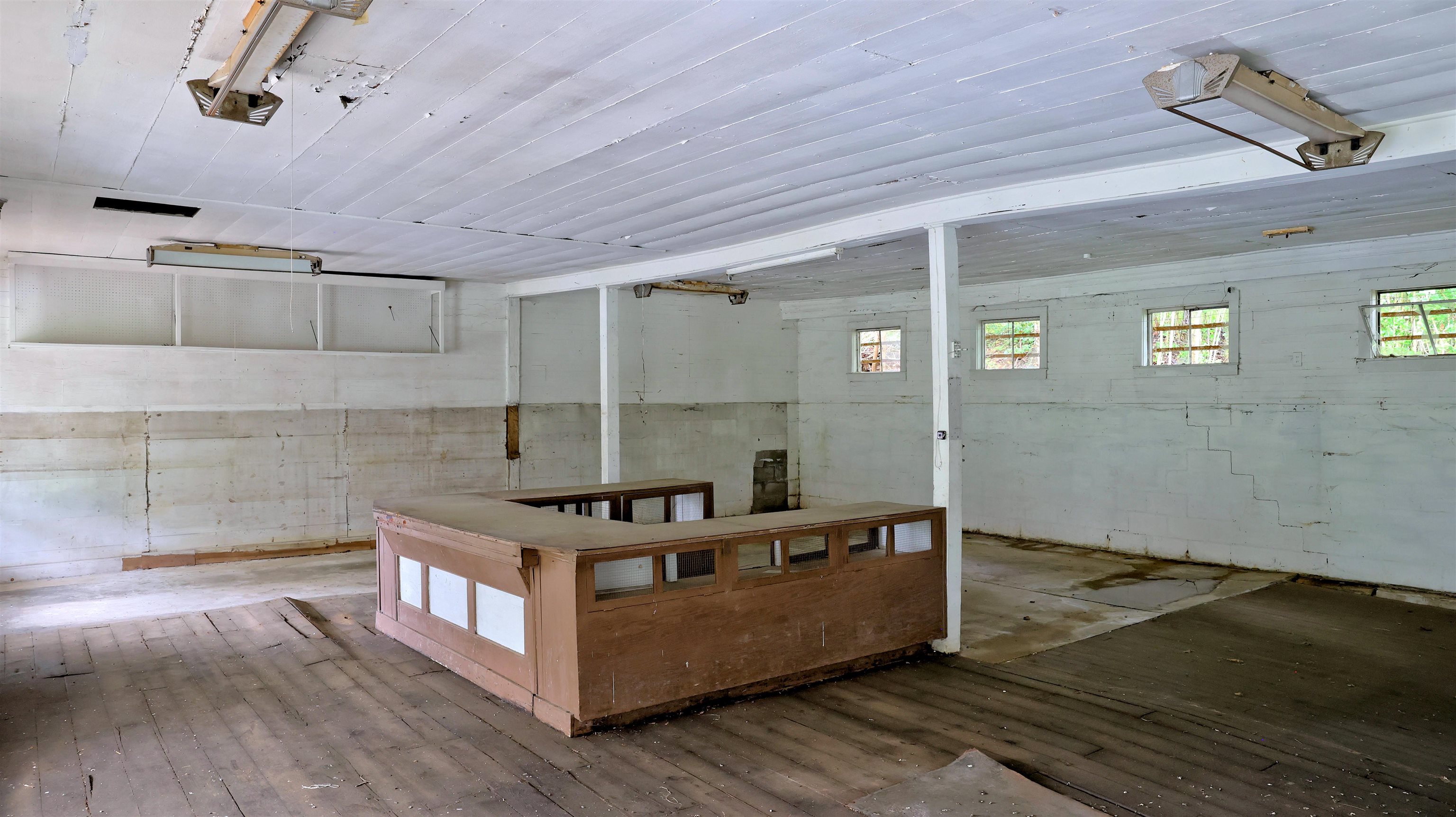 1439 Daniels Run Road NE Check VA 24072