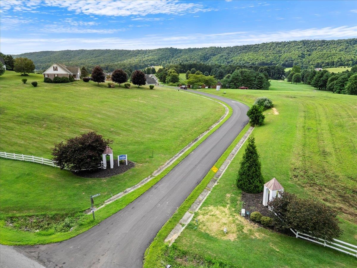 2700 Draper Ridge Road Draper VA 24324