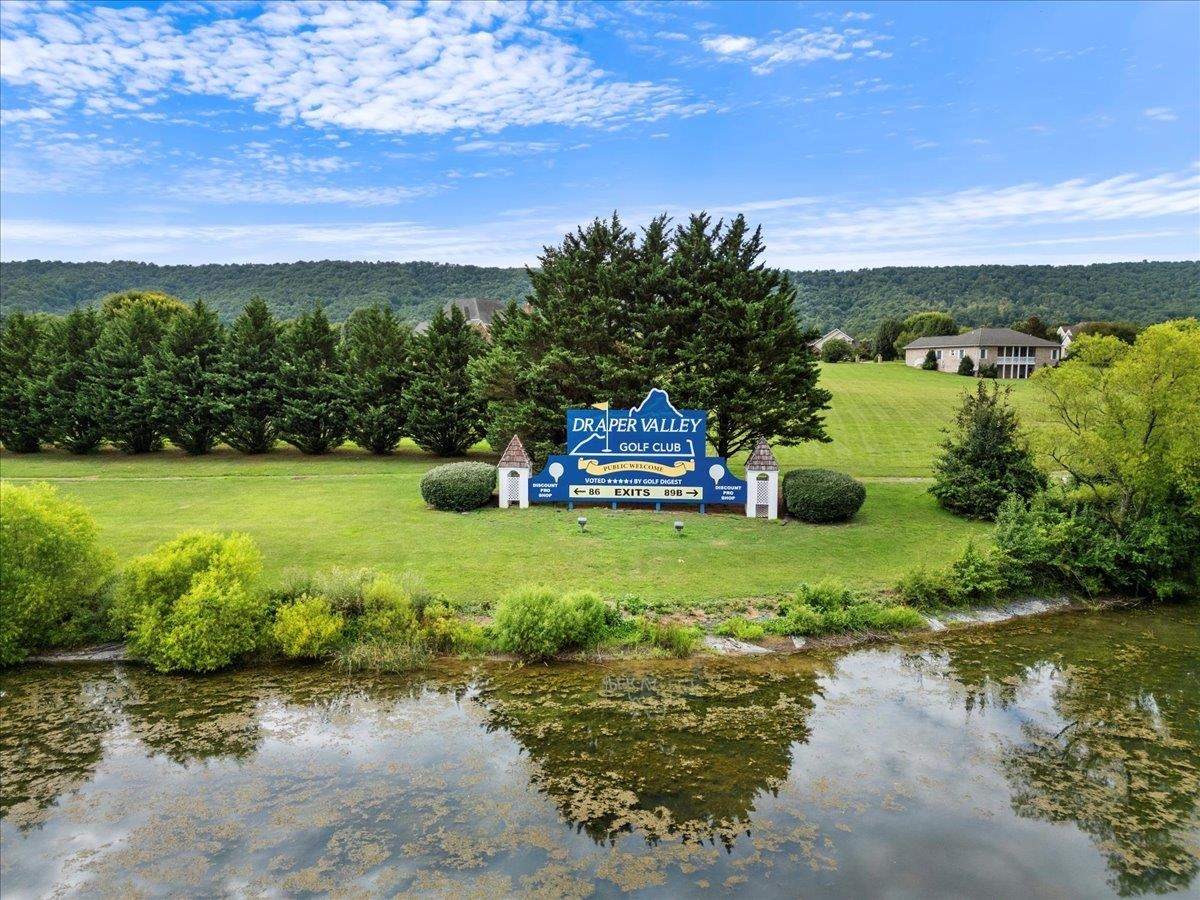 2700 Draper Ridge Road Draper VA 24324