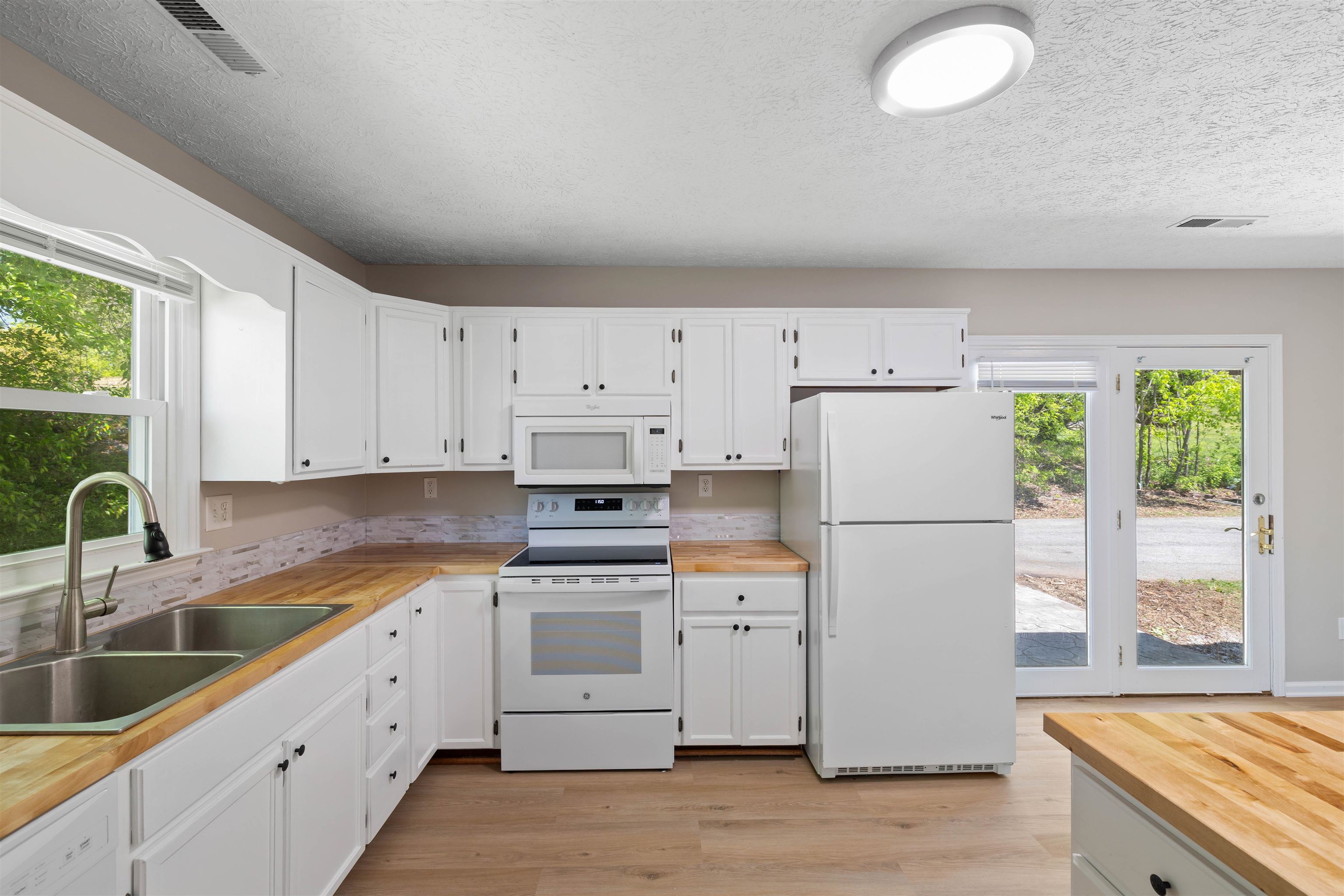 1406 Gladewood Drive Blacksburg VA 24060