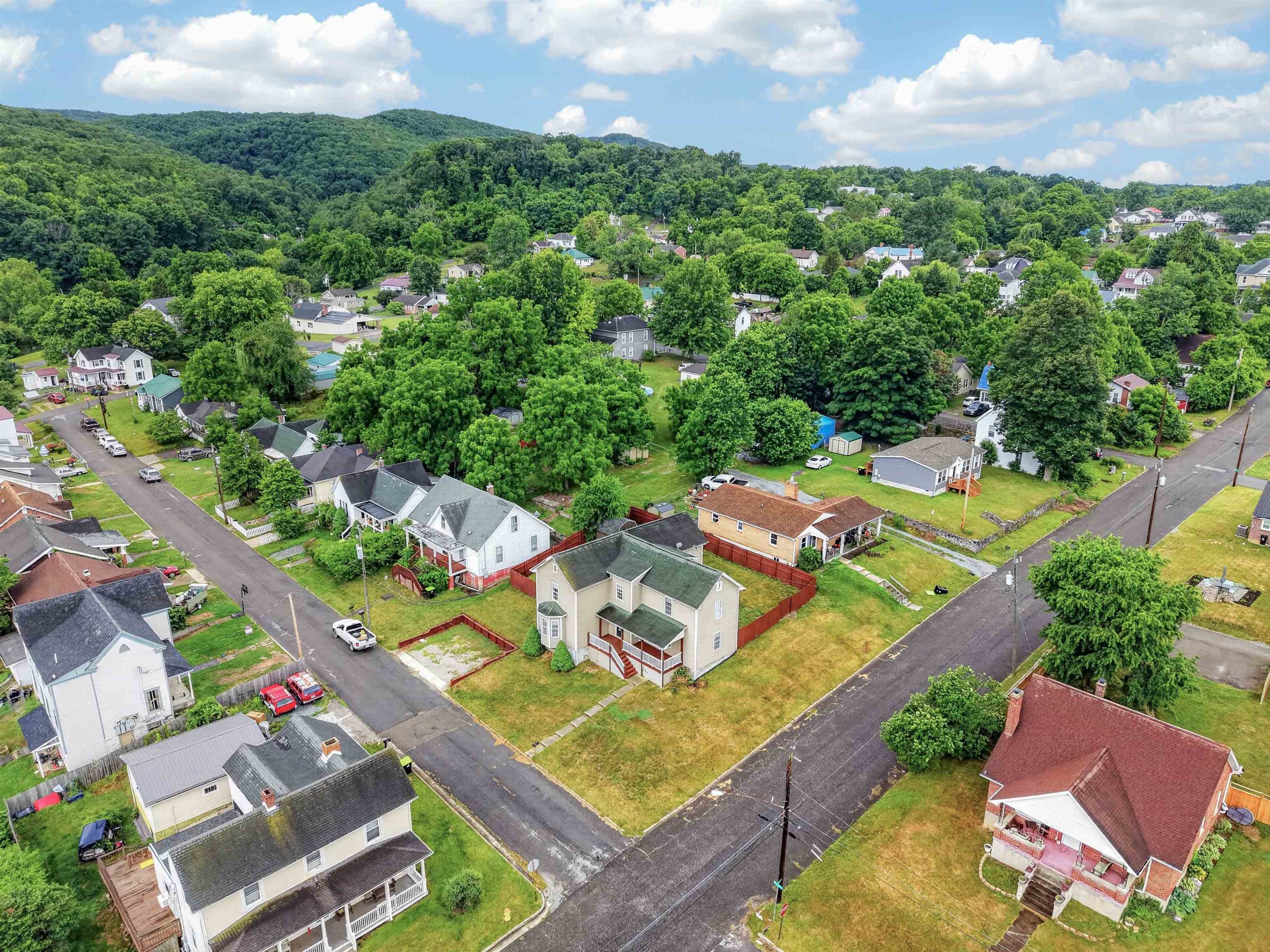 204 Lagrange Street Pulaski VA 24301