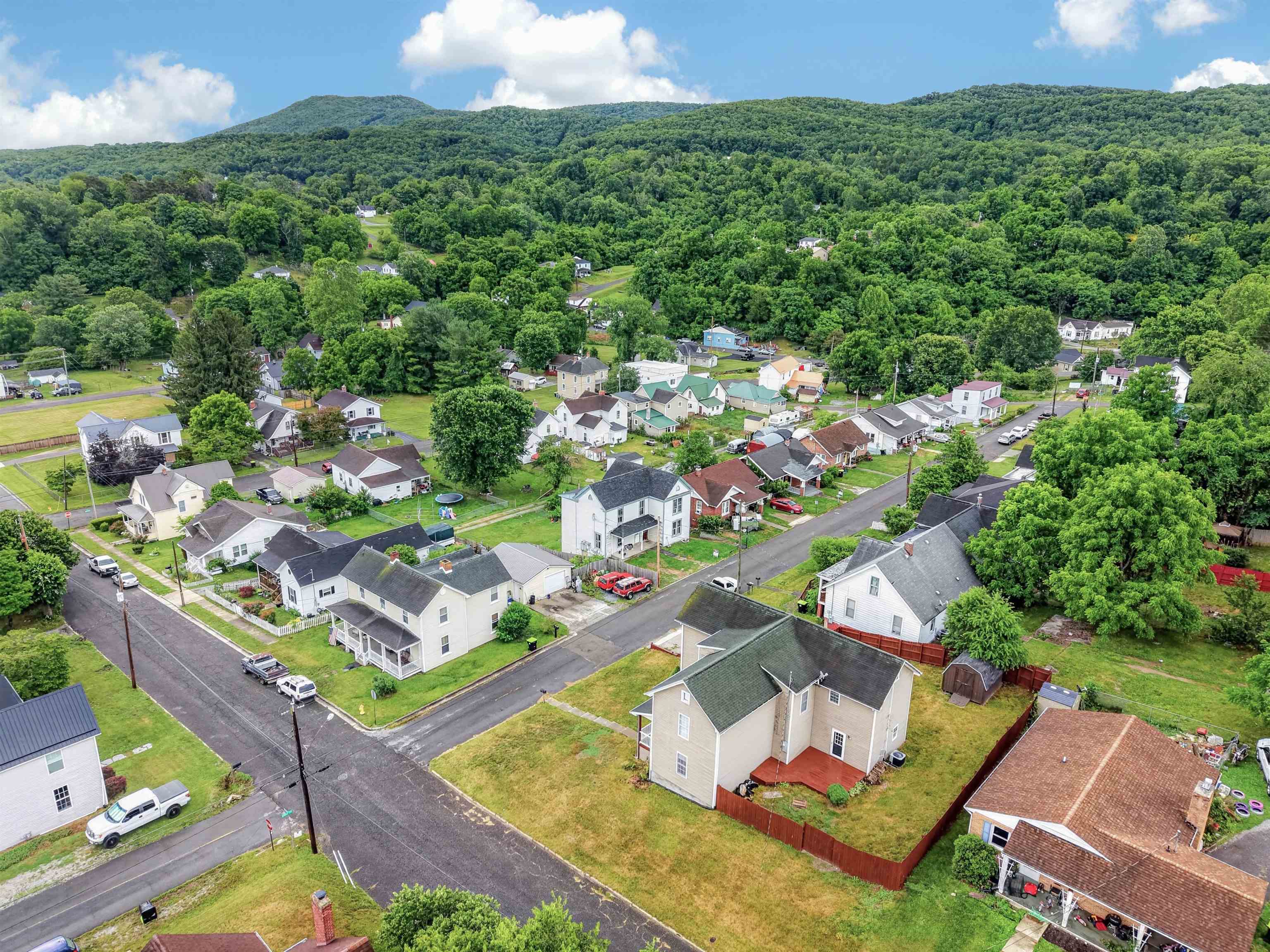 204 Lagrange Street Pulaski VA 24301
