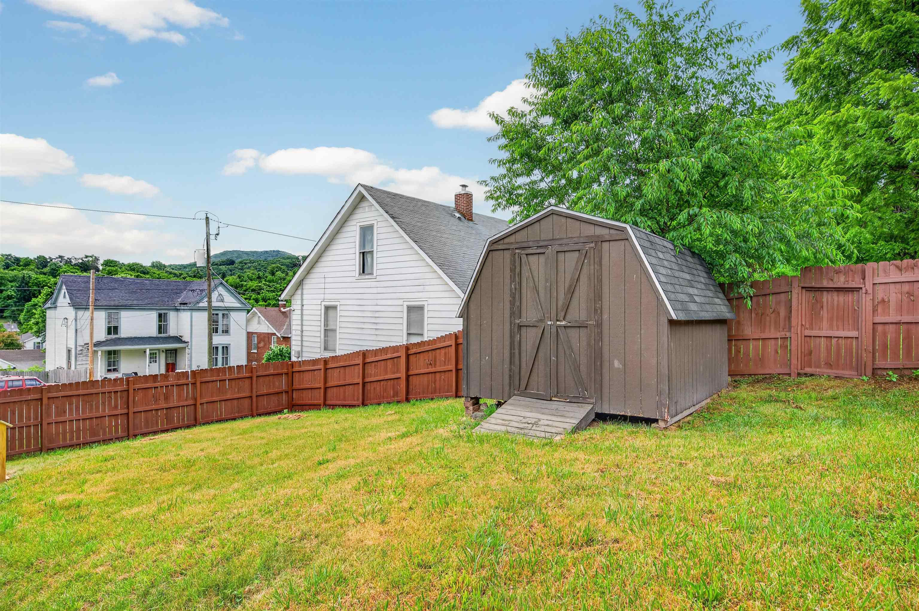204 Lagrange Street Pulaski VA 24301