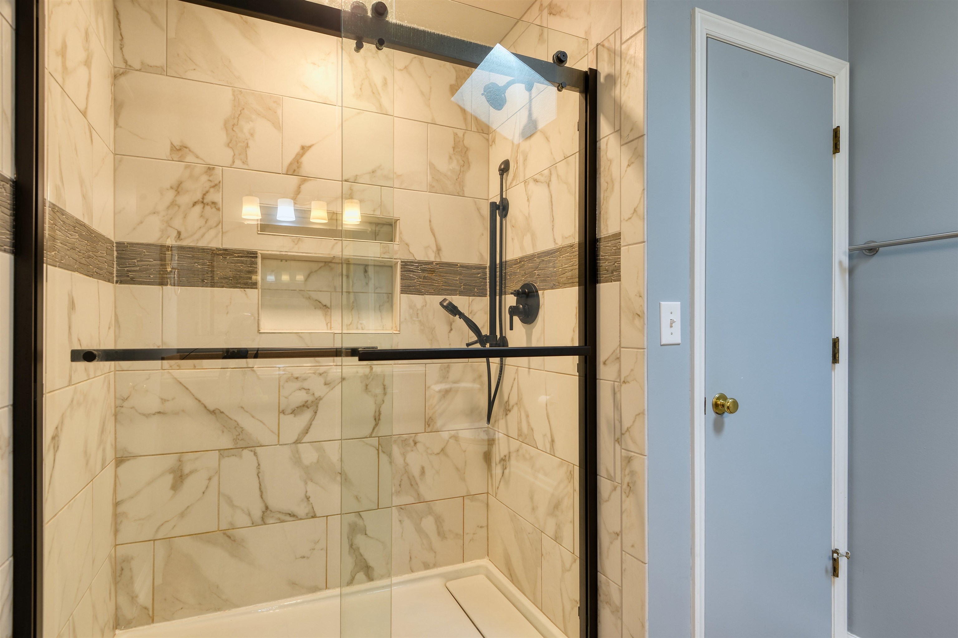4215 Oakwood Court Radford VA 24141
