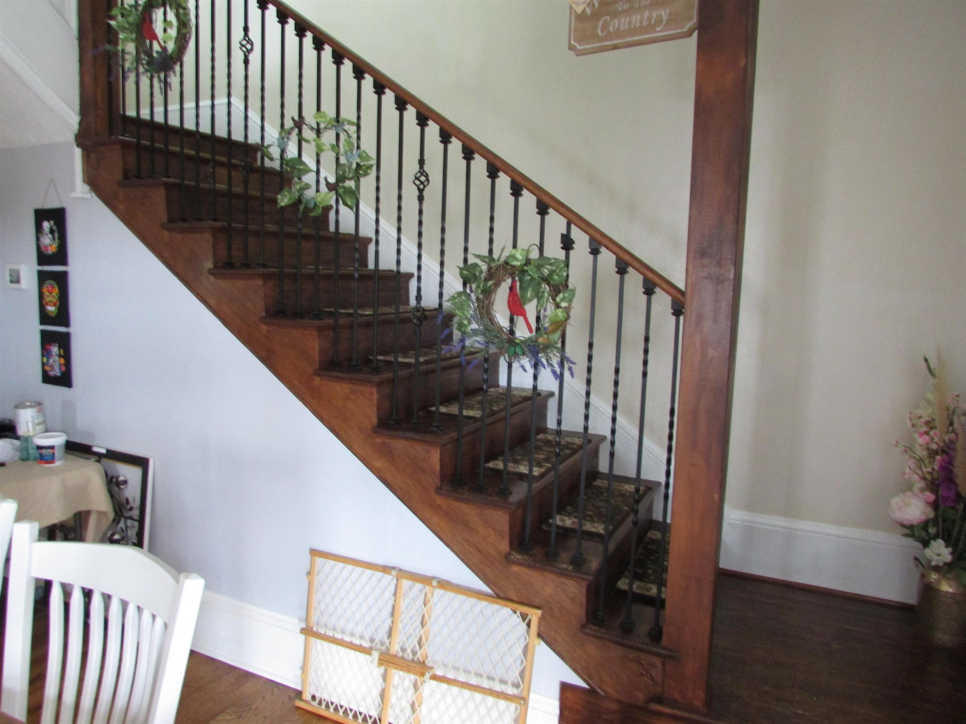 2573 Old Route 100 Road Draper VA 24324