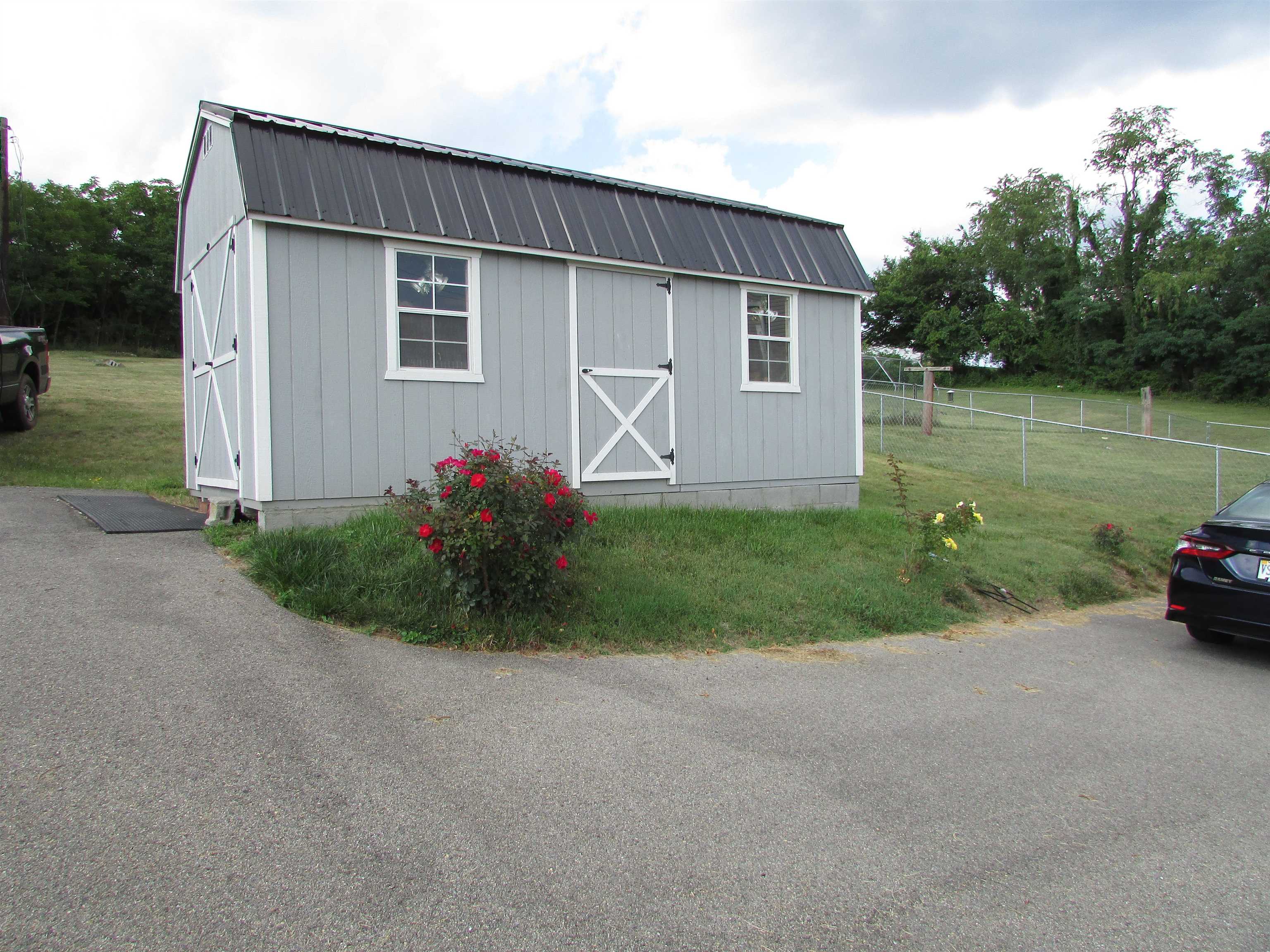 2573 Old Route 100 Road Draper VA 24324