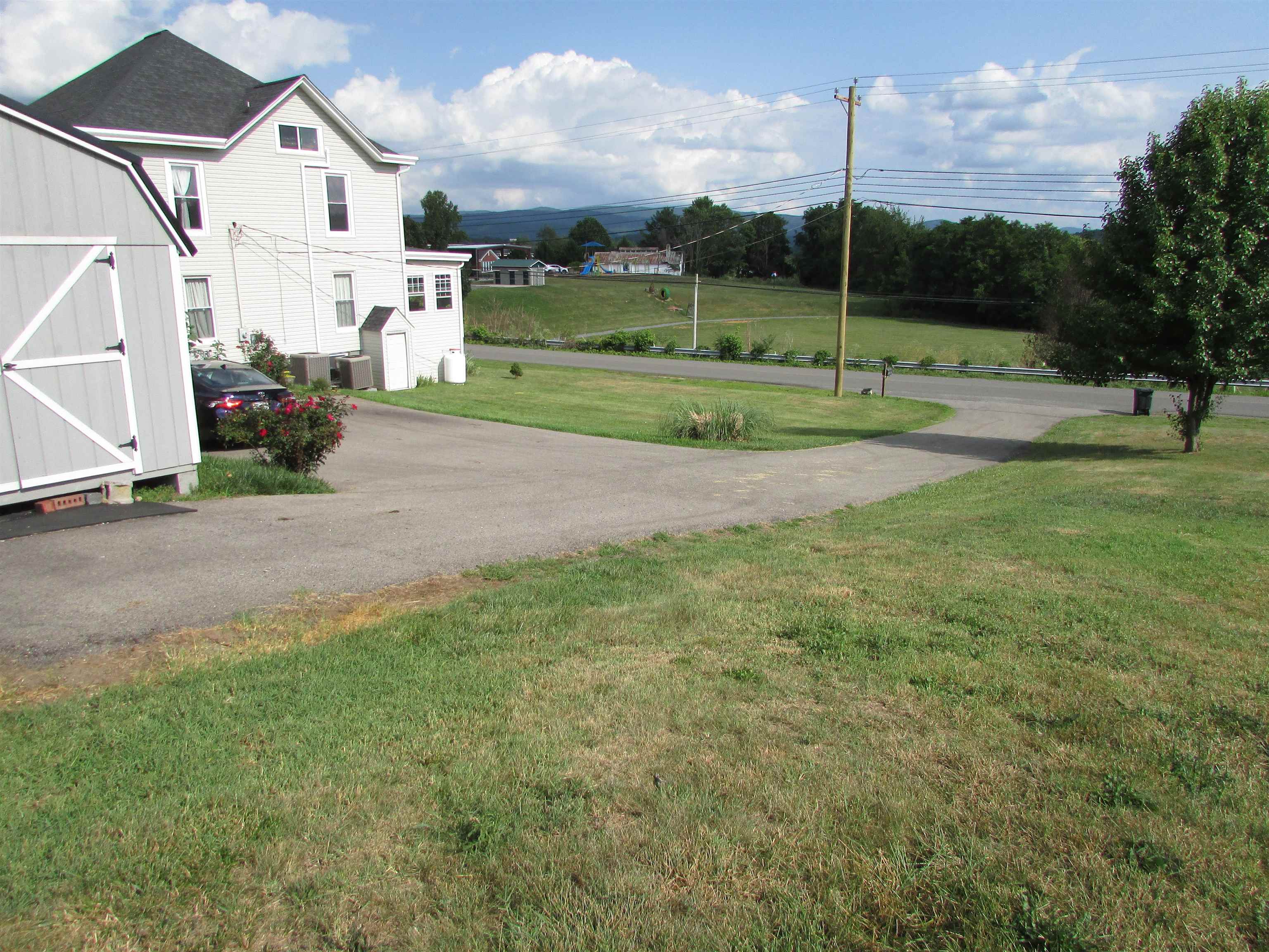 2573 Old Route 100 Road Draper VA 24324