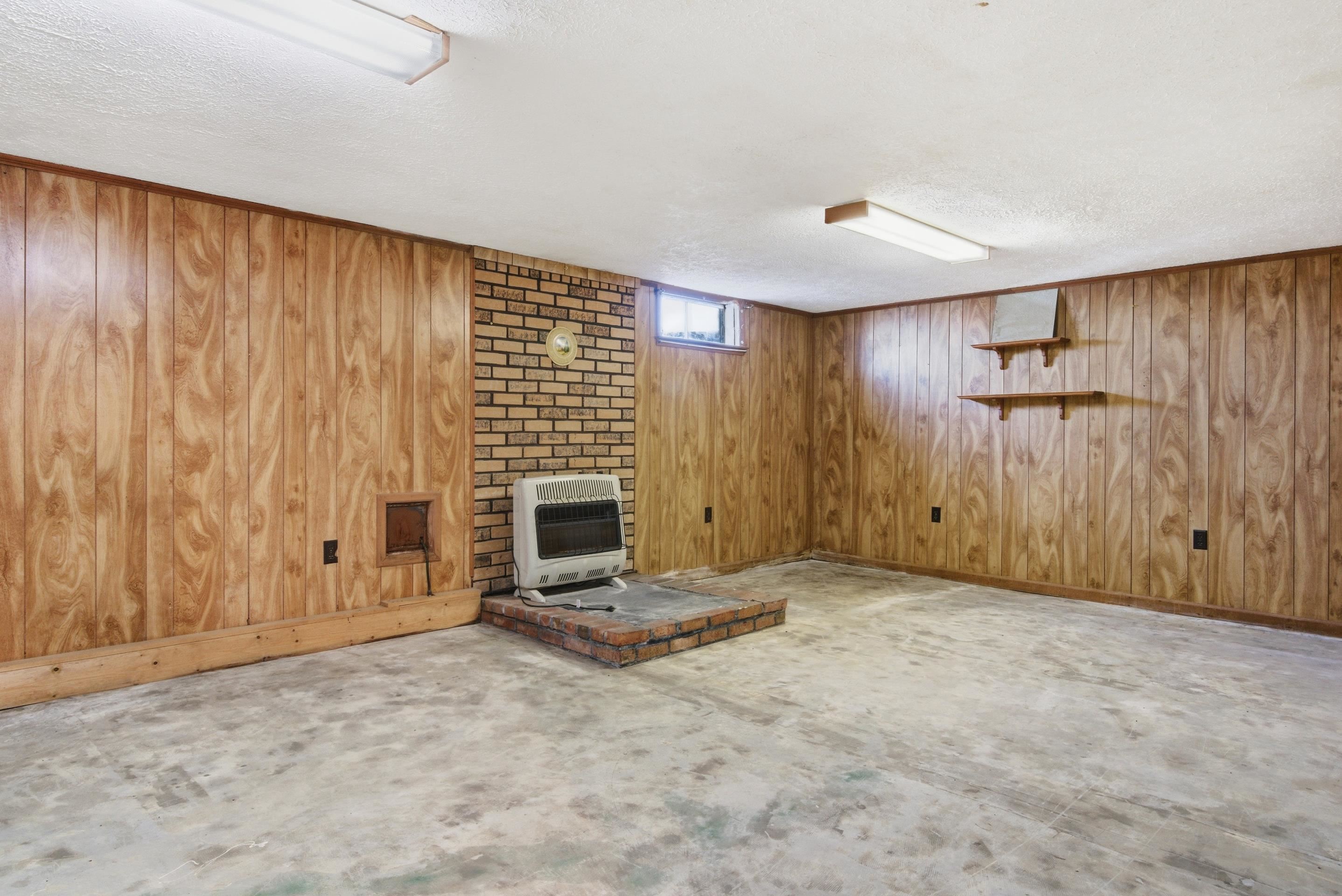 1502 Pembroke Street Pearisburg VA 24134