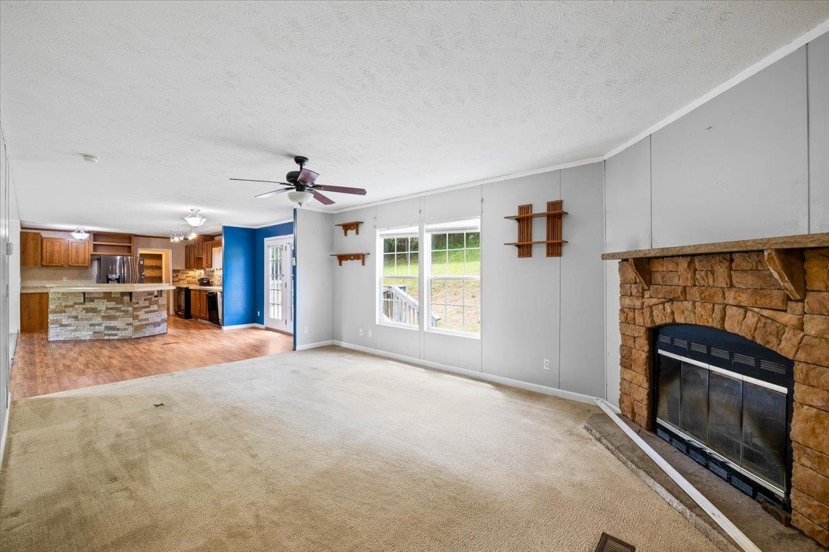 655 Peachtree Hill Christiansburg VA 24073