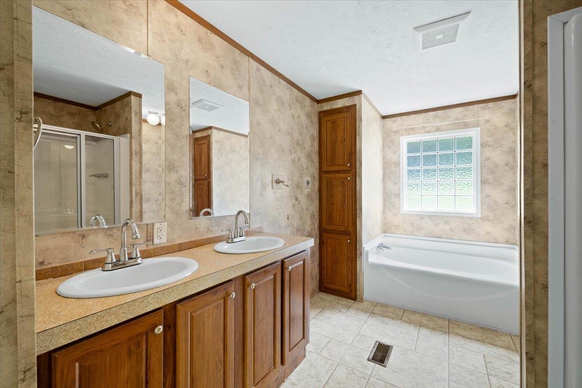 655 Peachtree Hill Christiansburg VA 24073