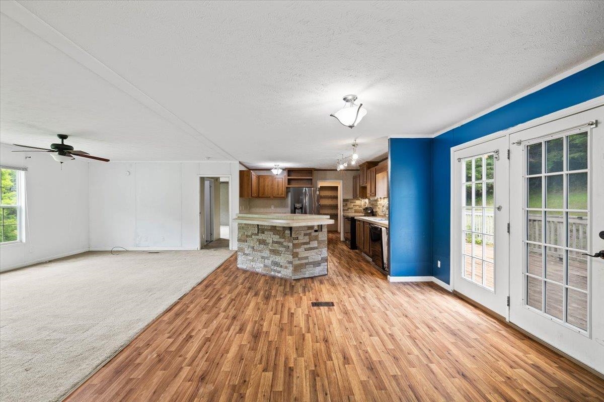 655 Peachtree Hill Christiansburg VA 24073