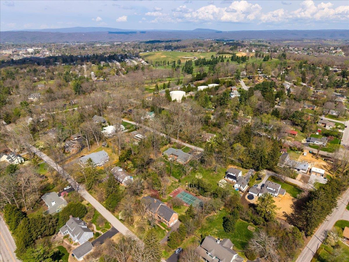 1311 Oak Drive Blacksburg VA 24060