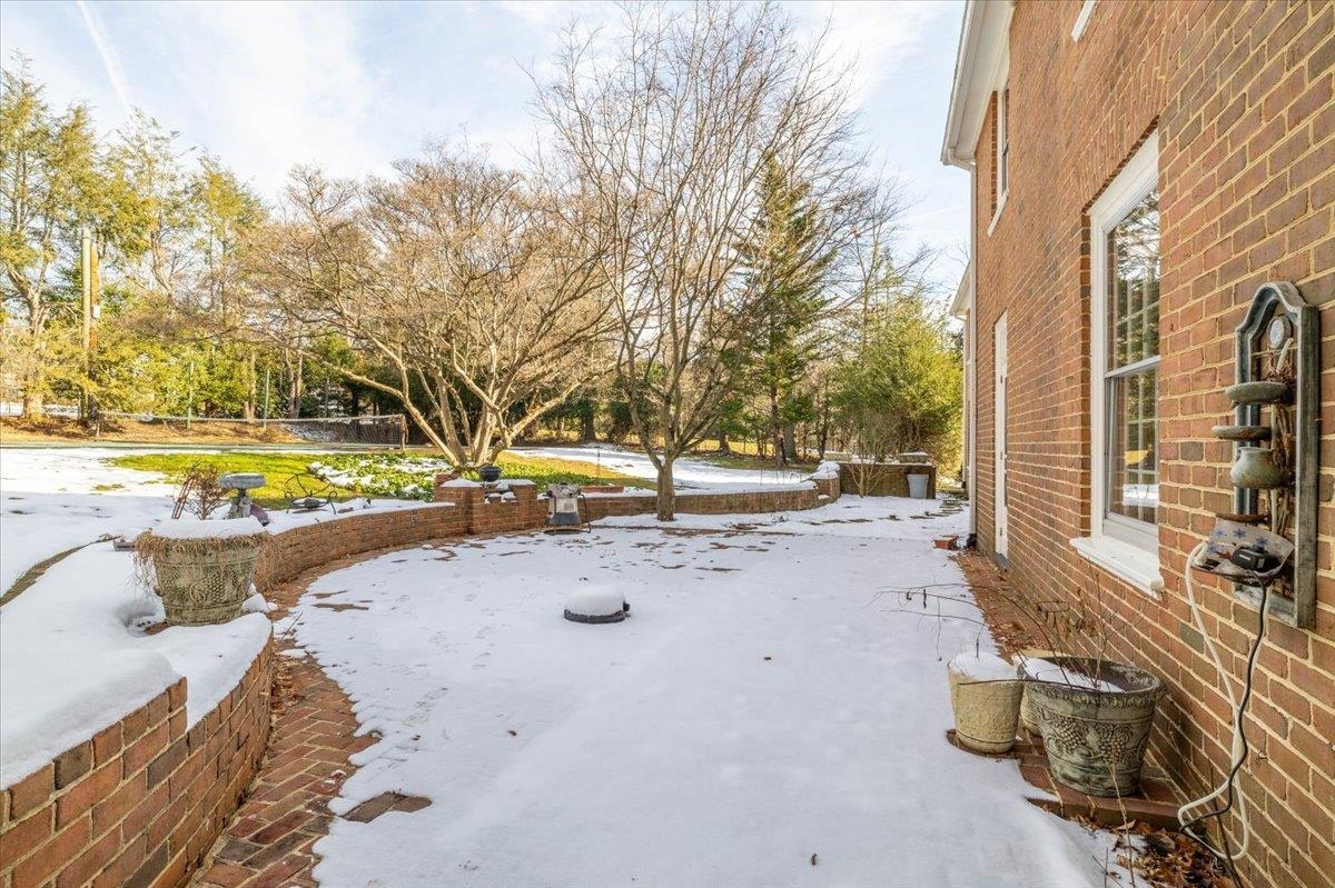 1311 Oak Drive Blacksburg VA 24060