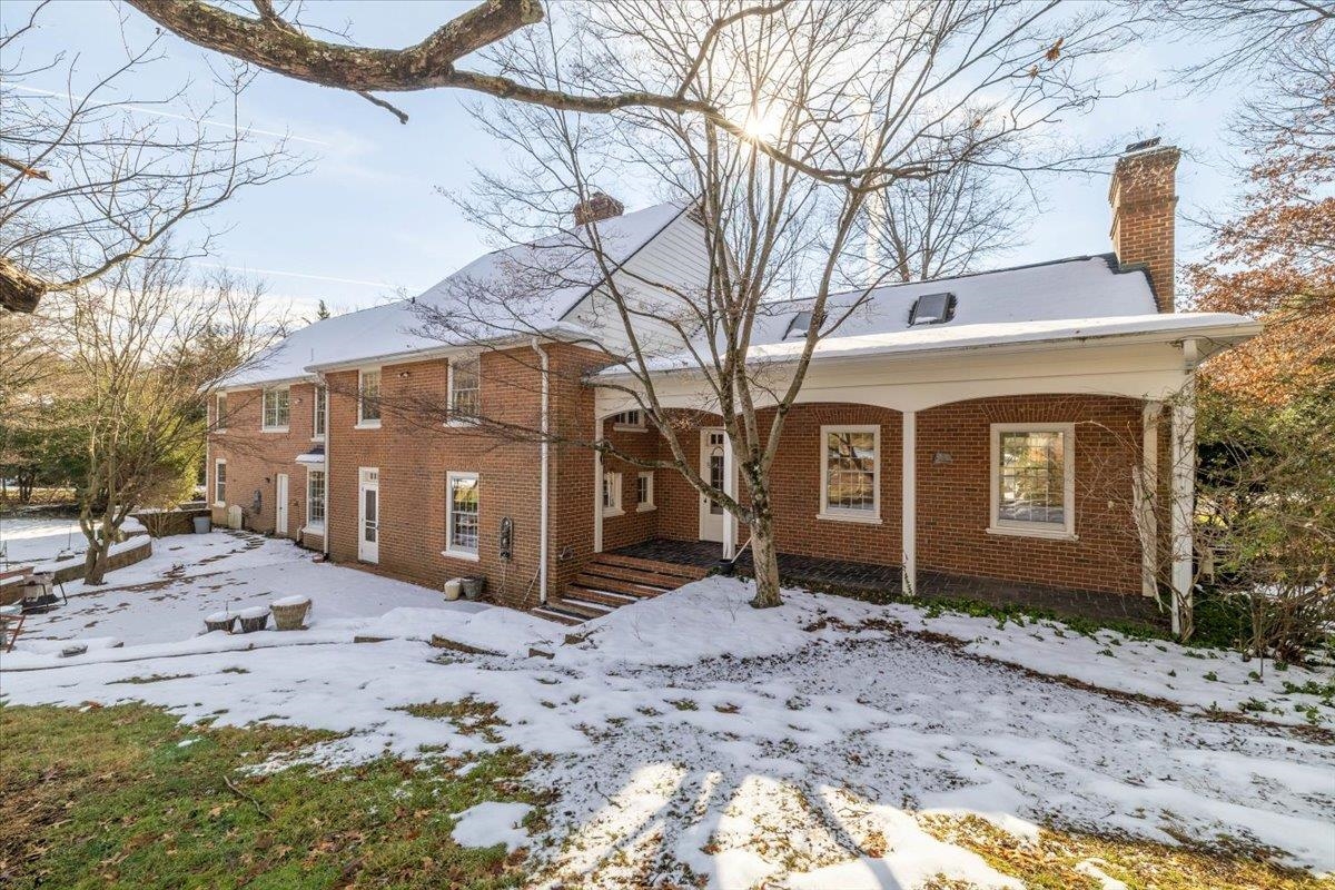 1311 Oak Drive Blacksburg VA 24060