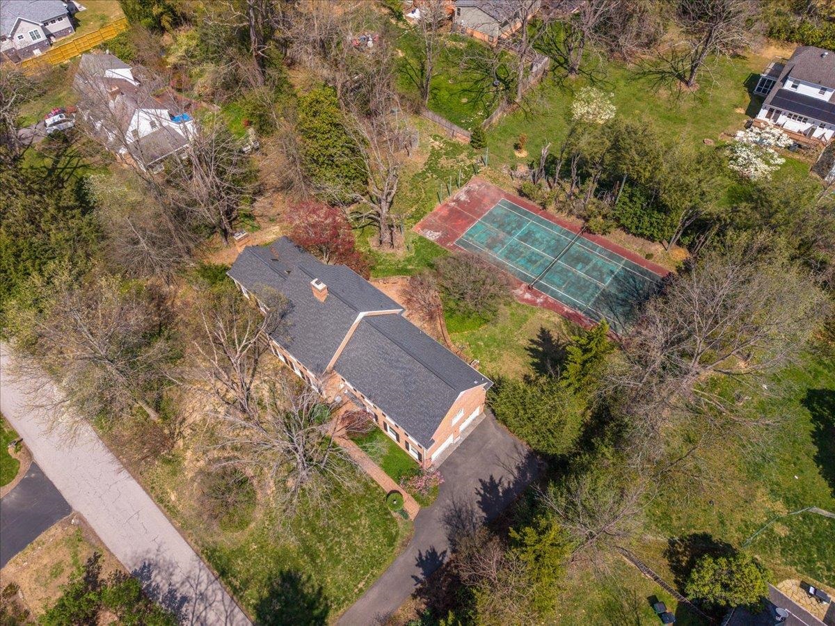 1311 Oak Drive Blacksburg VA 24060