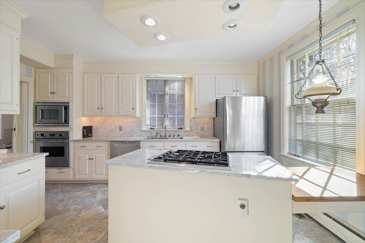 1311 Oak Drive Blacksburg VA 24060