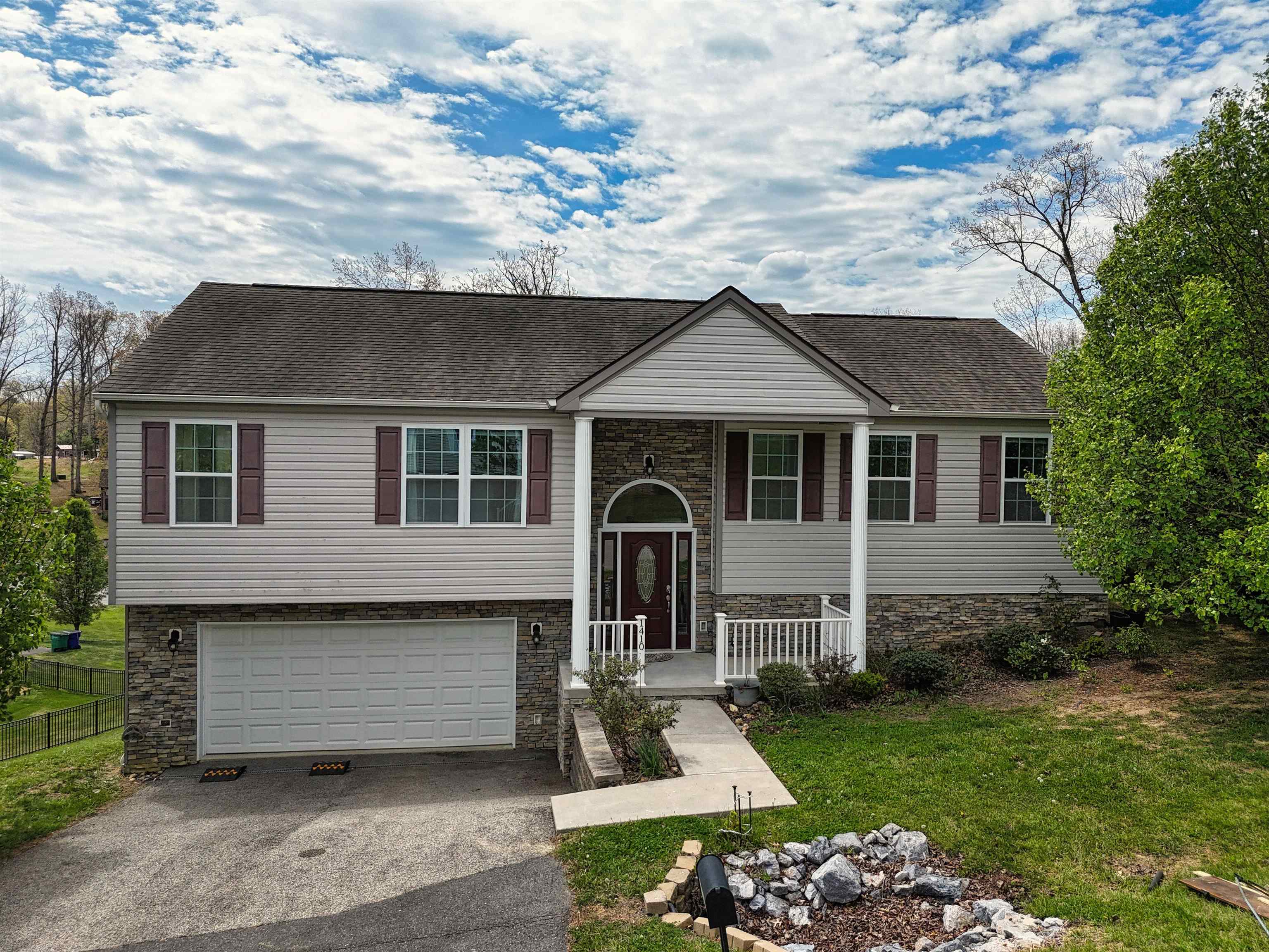 1410 Sherwood Drive Christiansburg VA 24073