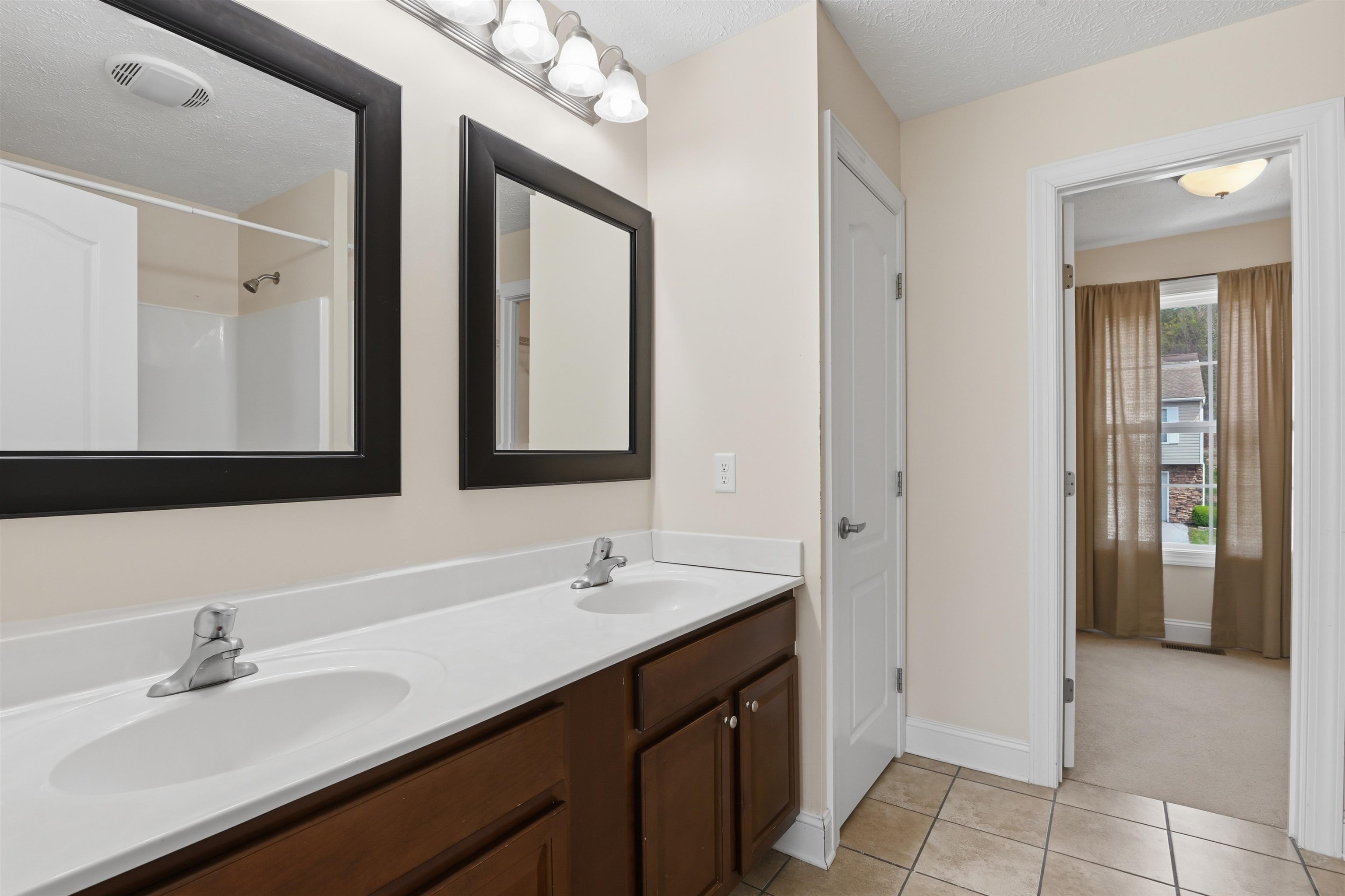 1410 Sherwood Drive Christiansburg VA 24073