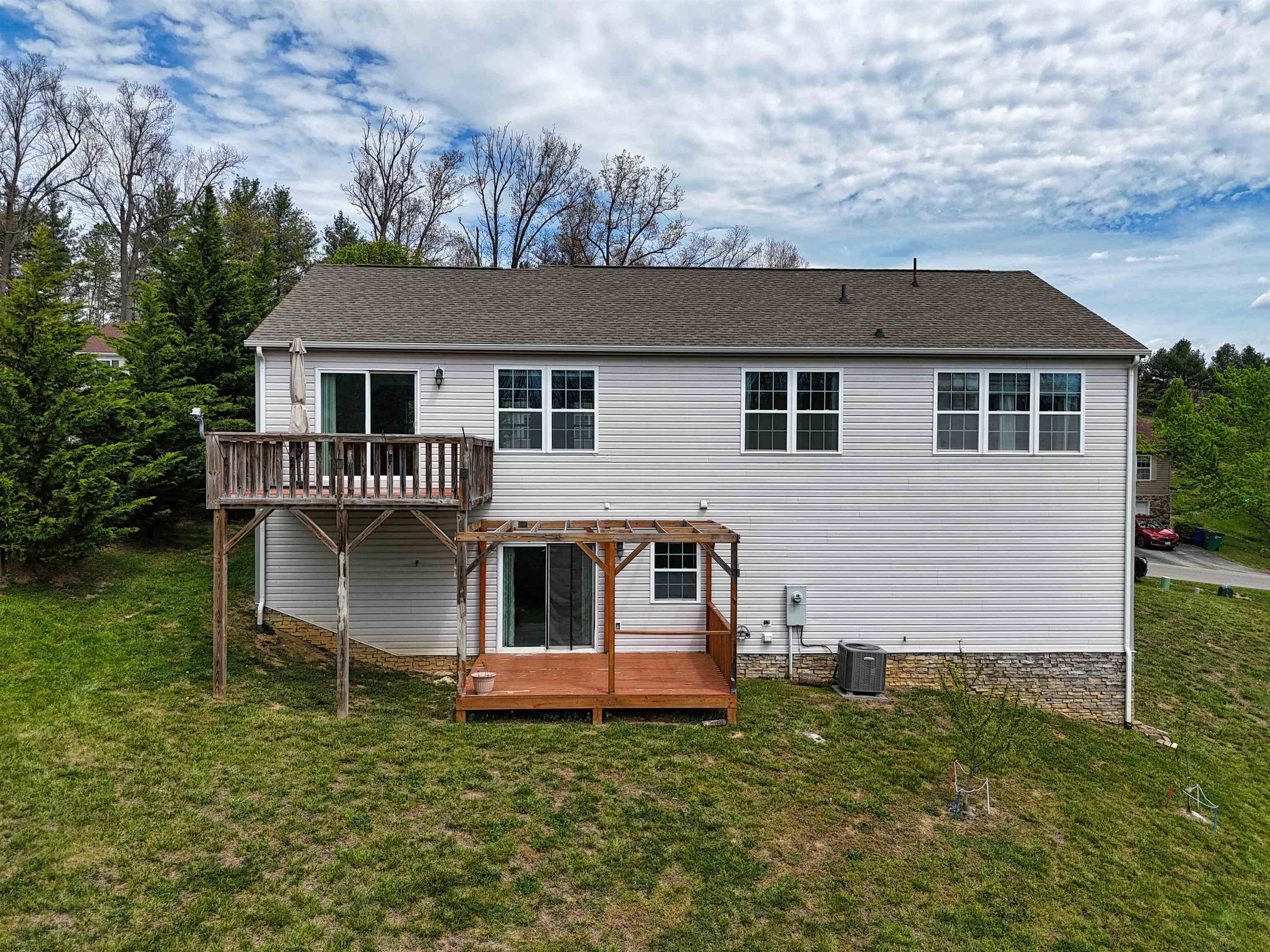 1410 Sherwood Drive Christiansburg VA 24073