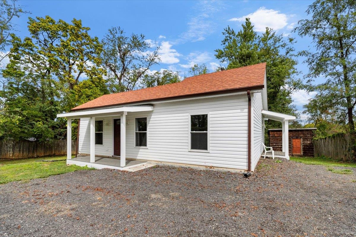 1228 Cambria Street NE Christiansburg VA 24073