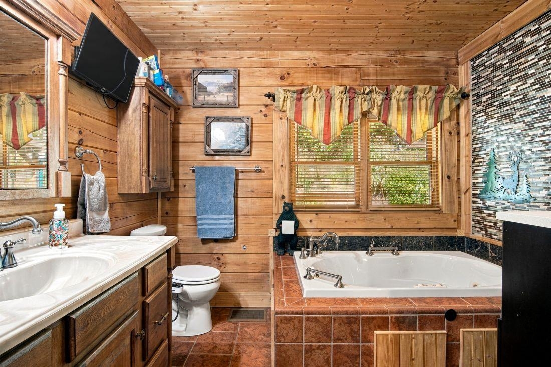 5797 Dry Fork Road Rocky Gap VA 24366