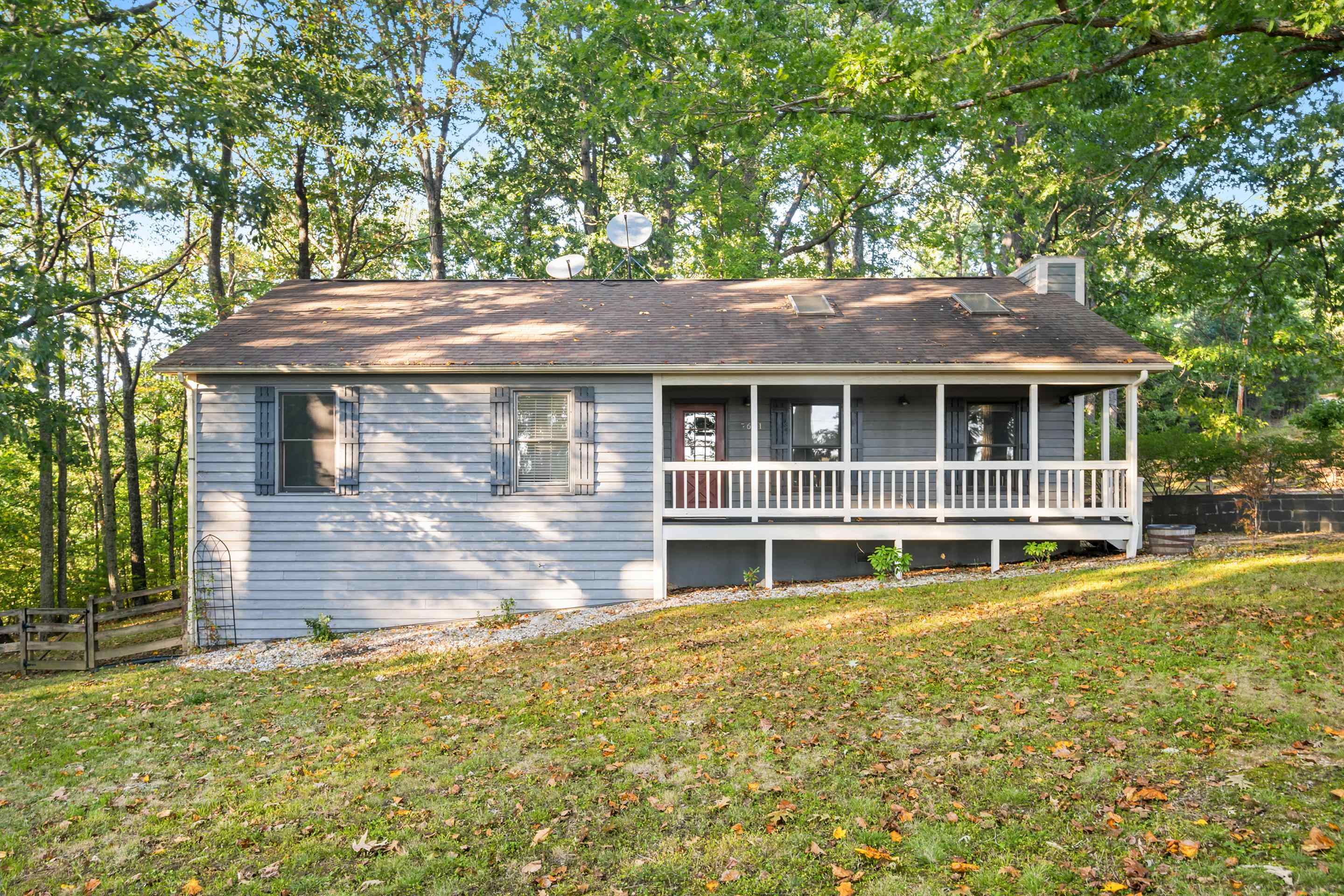 7601 Bending Oak Drive Catawba VA 24070