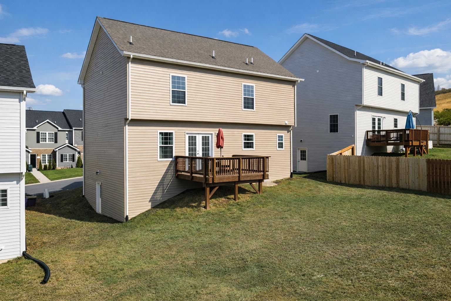 810 Holland Loop NW Christiansburg VA 24073