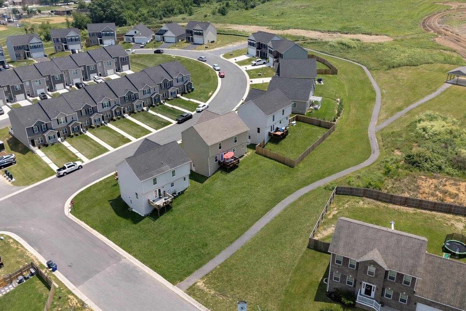 810 Holland Loop NW Christiansburg VA 24073