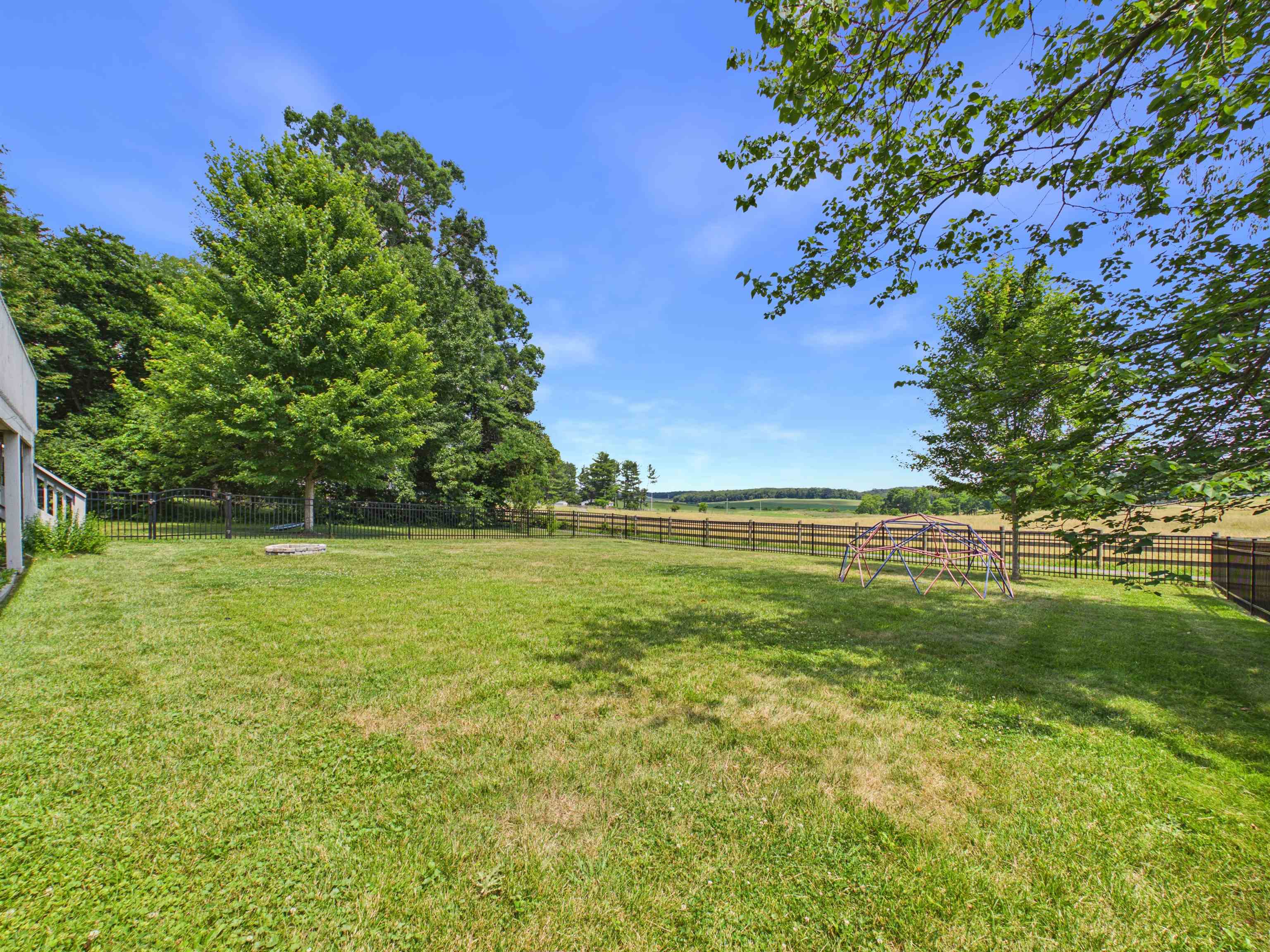 2803 Mt Vernon Lane Blacksburg VA 24060