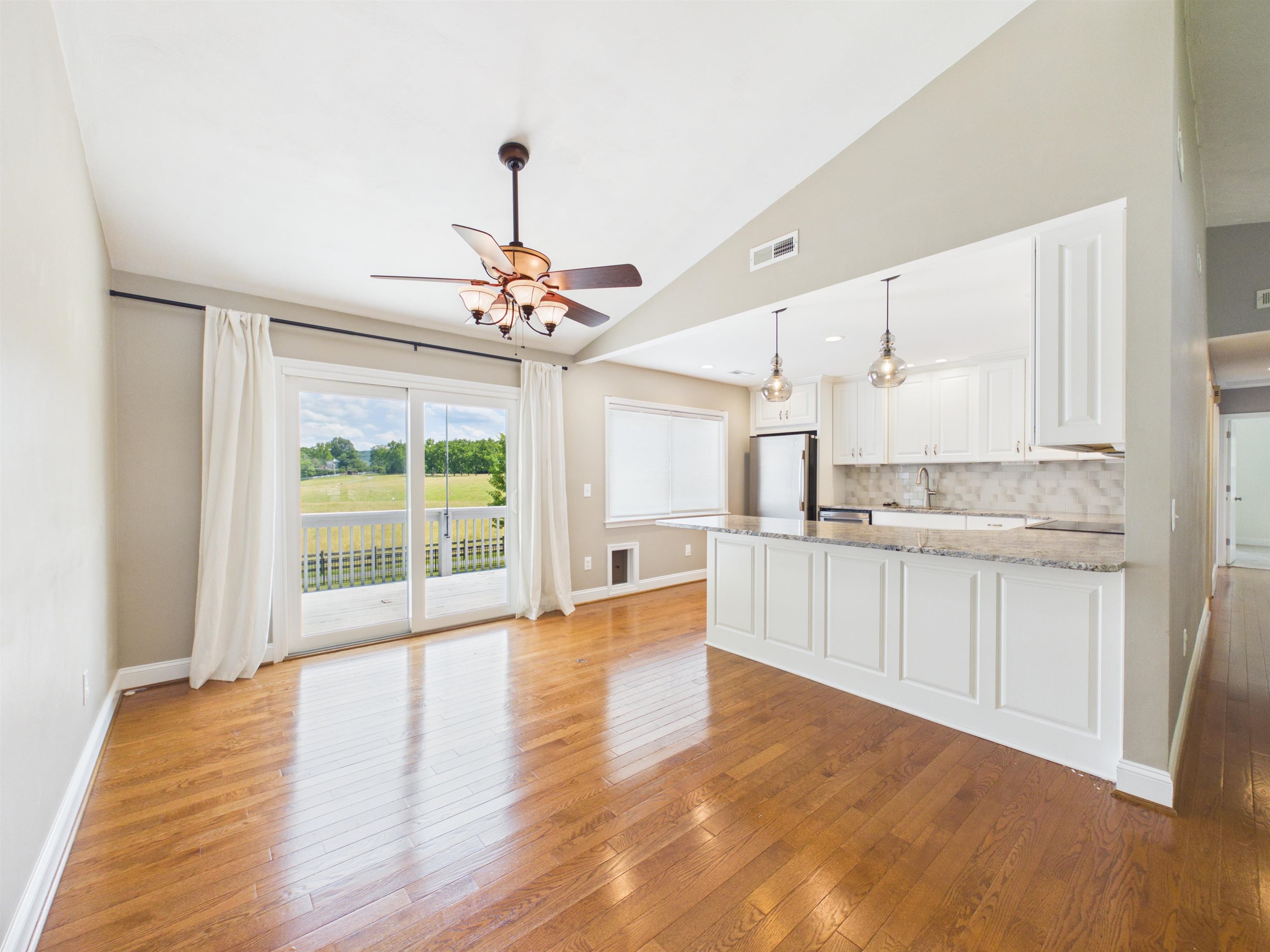 2803 Mt Vernon Lane Blacksburg VA 24060