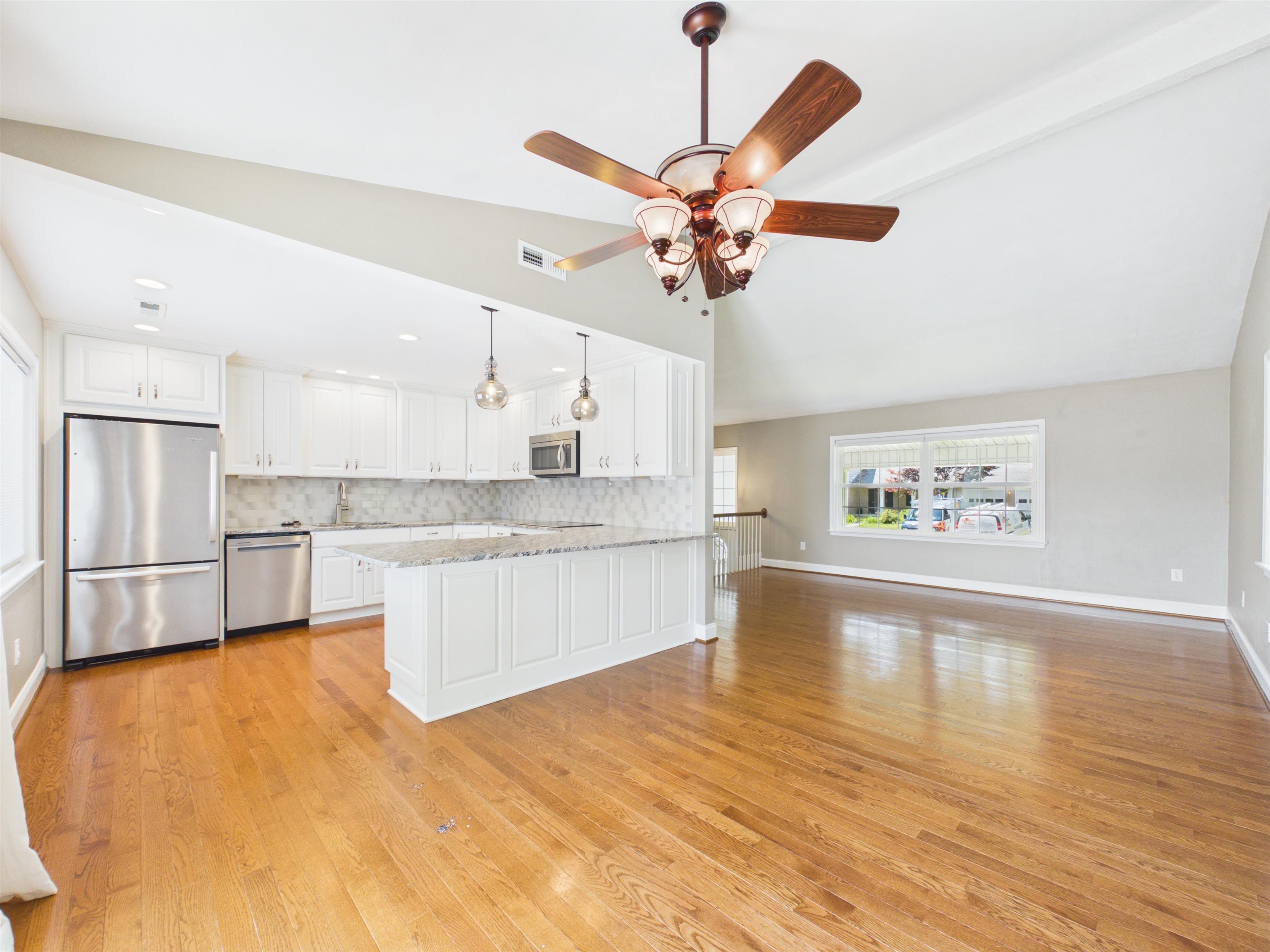 2803 Mt Vernon Lane Blacksburg VA 24060