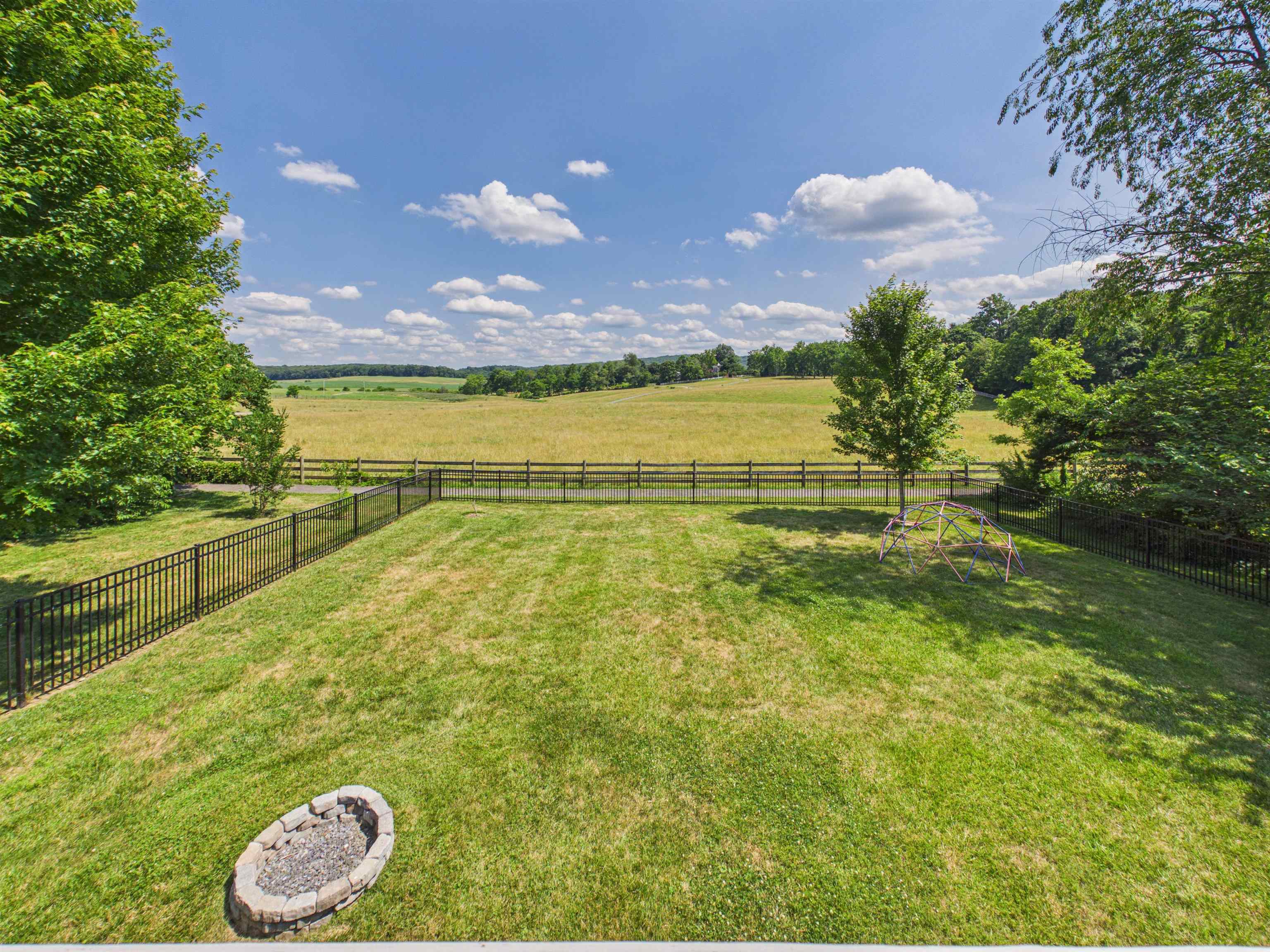 2803 Mt Vernon Lane Blacksburg VA 24060