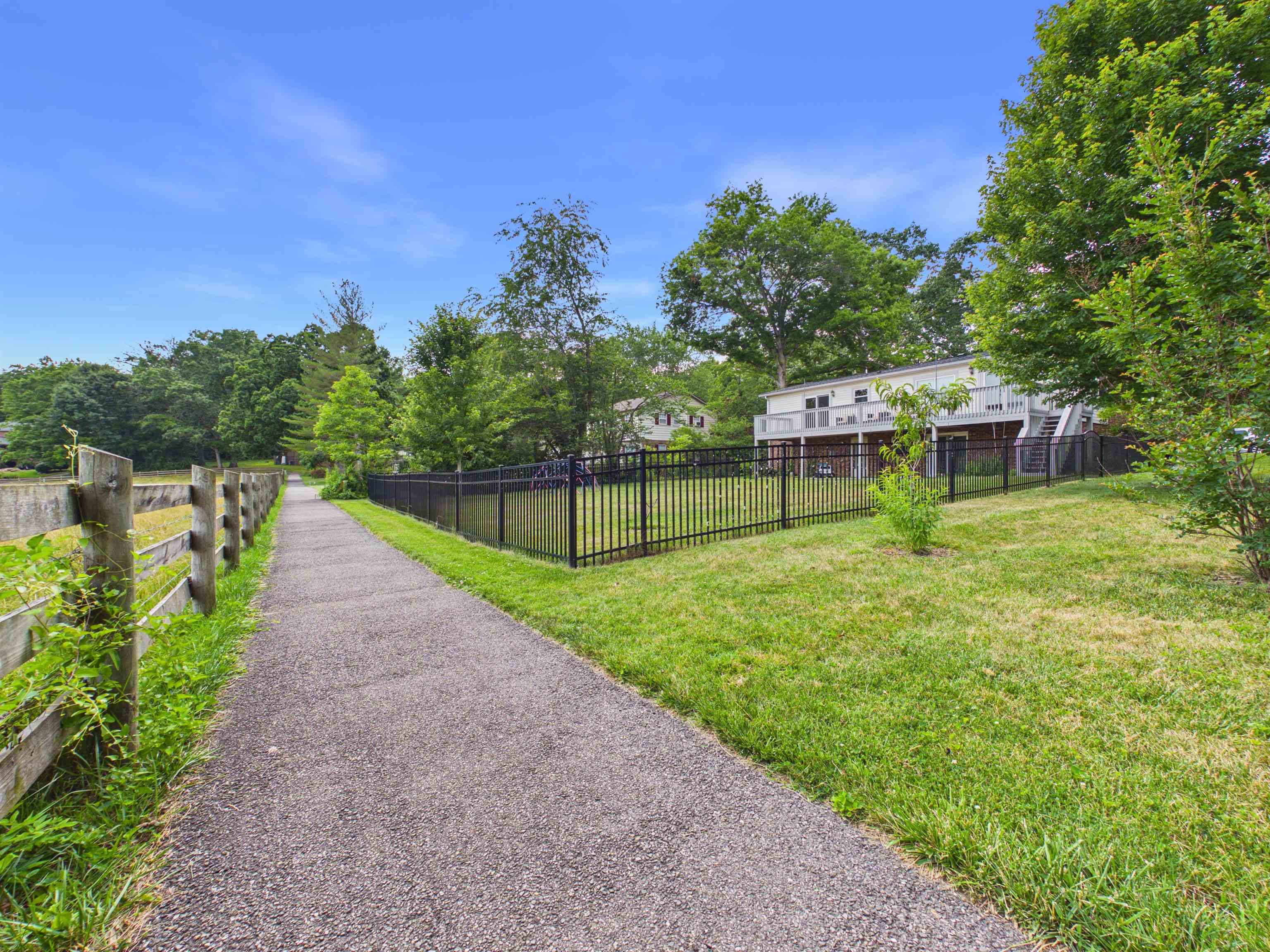 2803 Mt Vernon Lane Blacksburg VA 24060