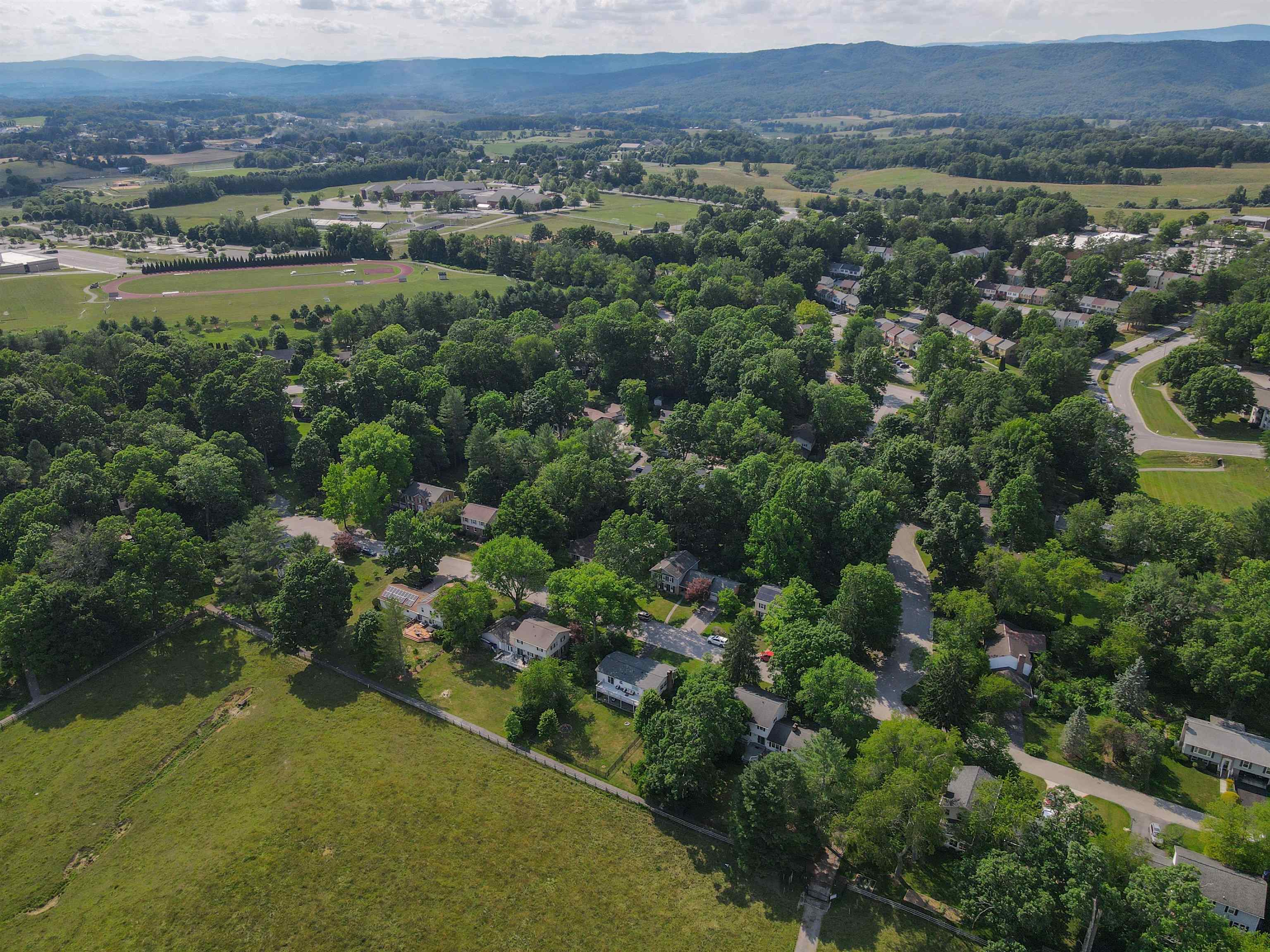 2803 Mt Vernon Lane Blacksburg VA 24060